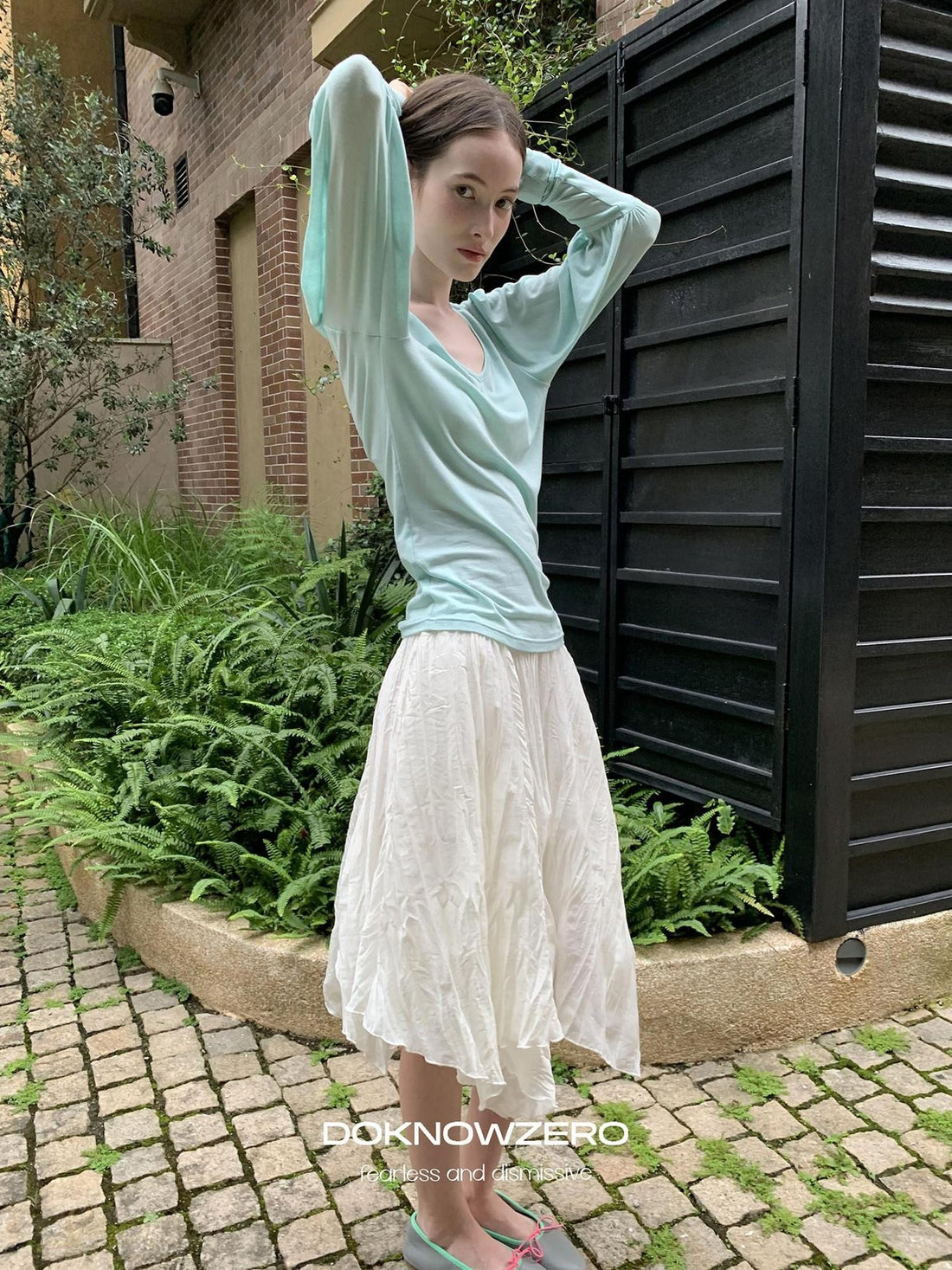 DKZ OFFICIAL Slim V-neck Puff Sleeves Women&