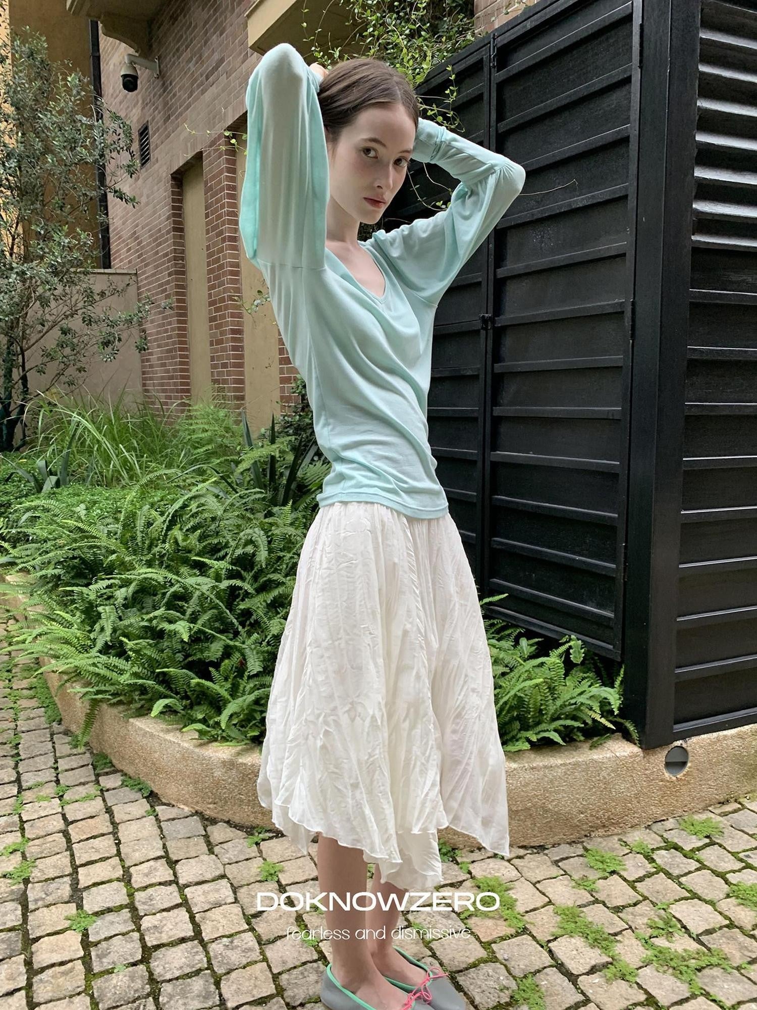 DKZ OFFICIAL Slim V-neck Puff Sleeves Women&