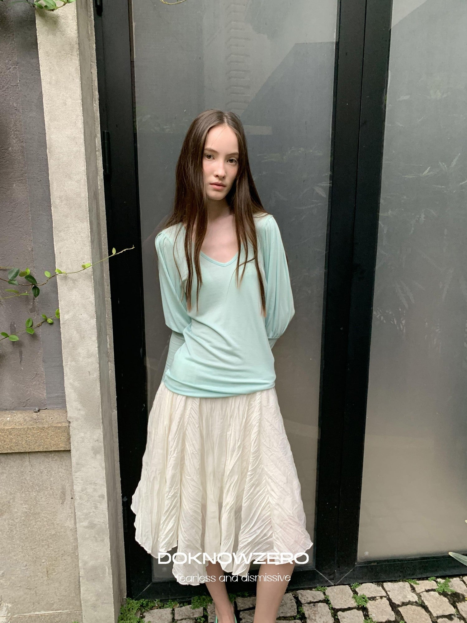 DKZ OFFICIAL Slim V-neck Puff Sleeves Women&