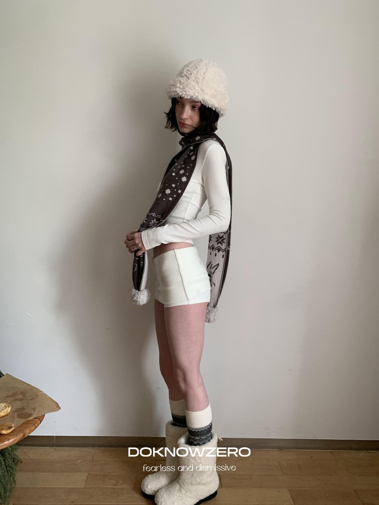 DKZ OFFICIAL Snowflake Print Cross V-neck Long Sleeve Women&
