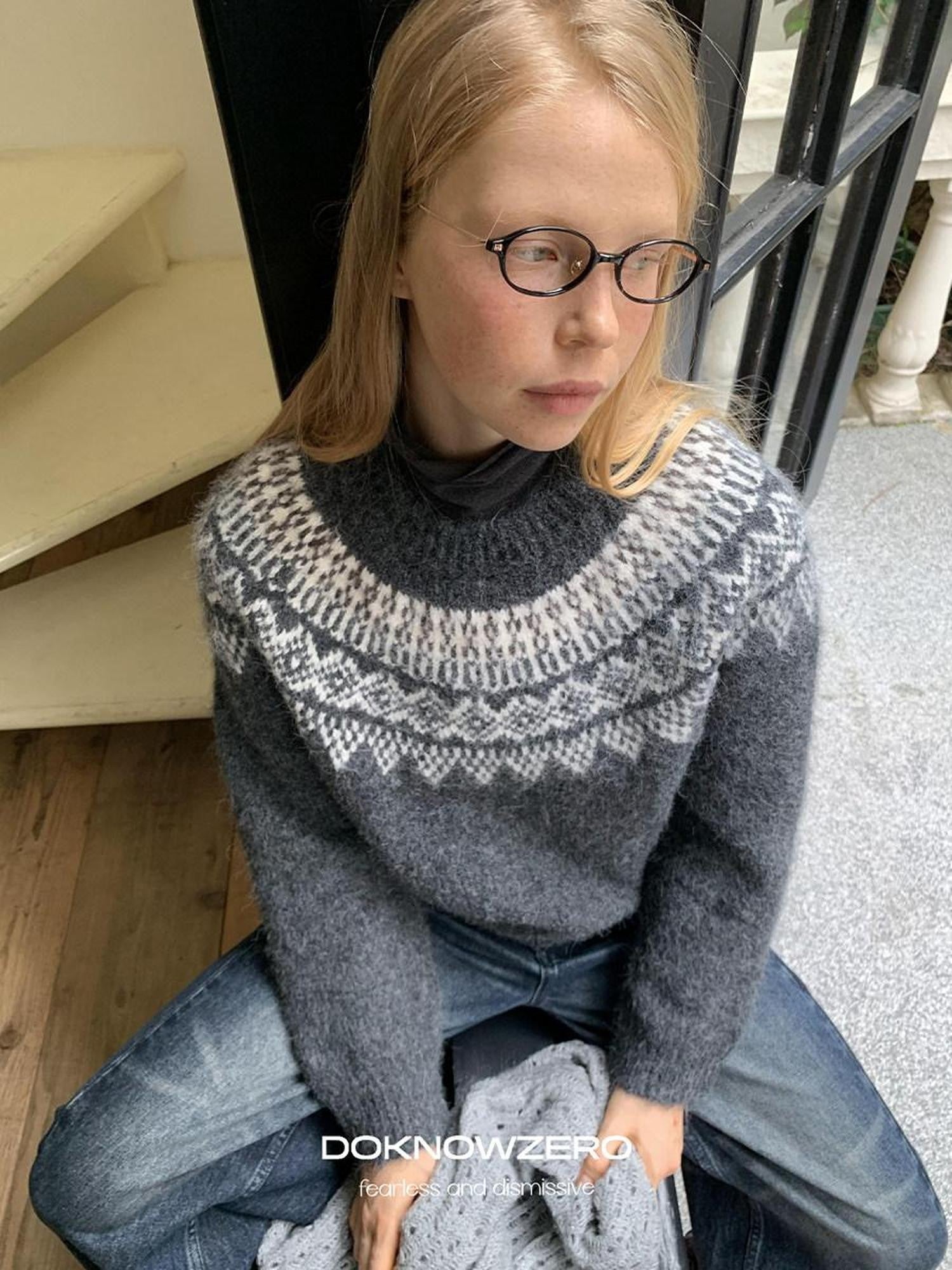 DKZ OFFICIAL Soft Jacquard Crew Neck Vintage Knit Women&
