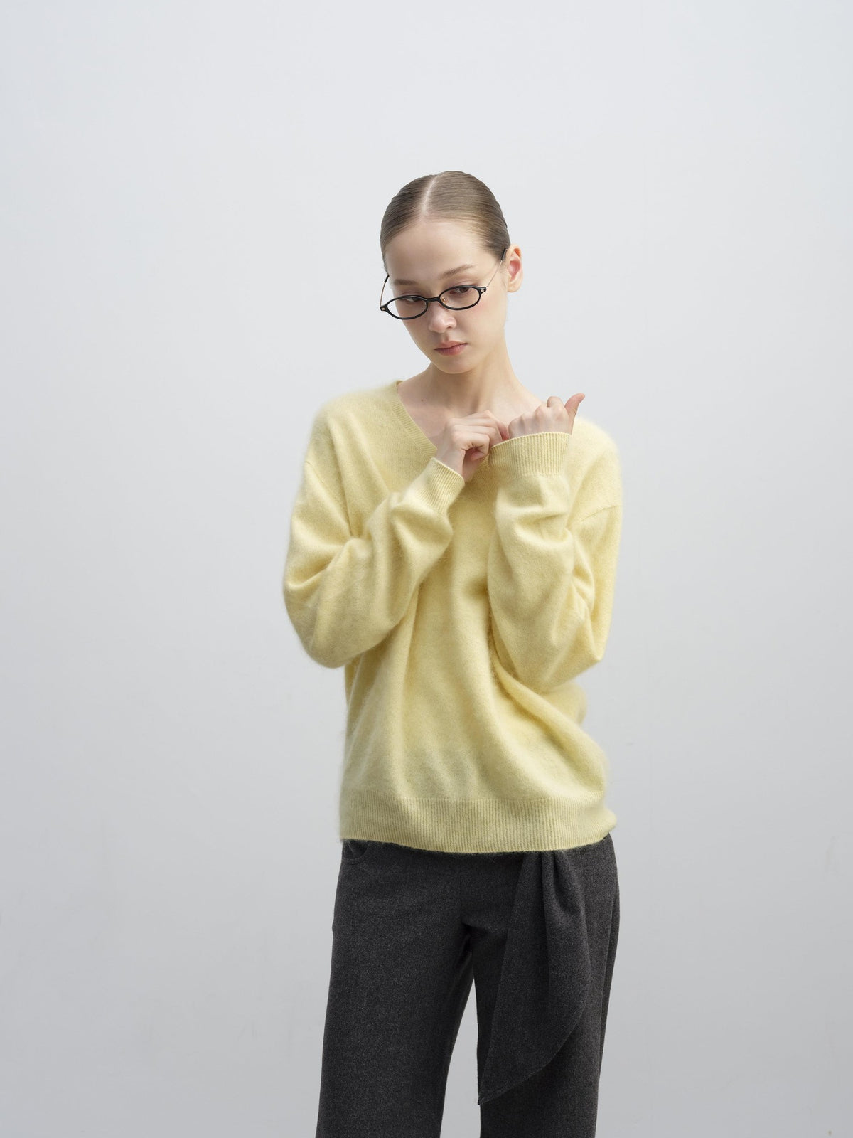DKZ OFFICIAL Soft Wool Blend V-neck Long Sleeve Knit Women&