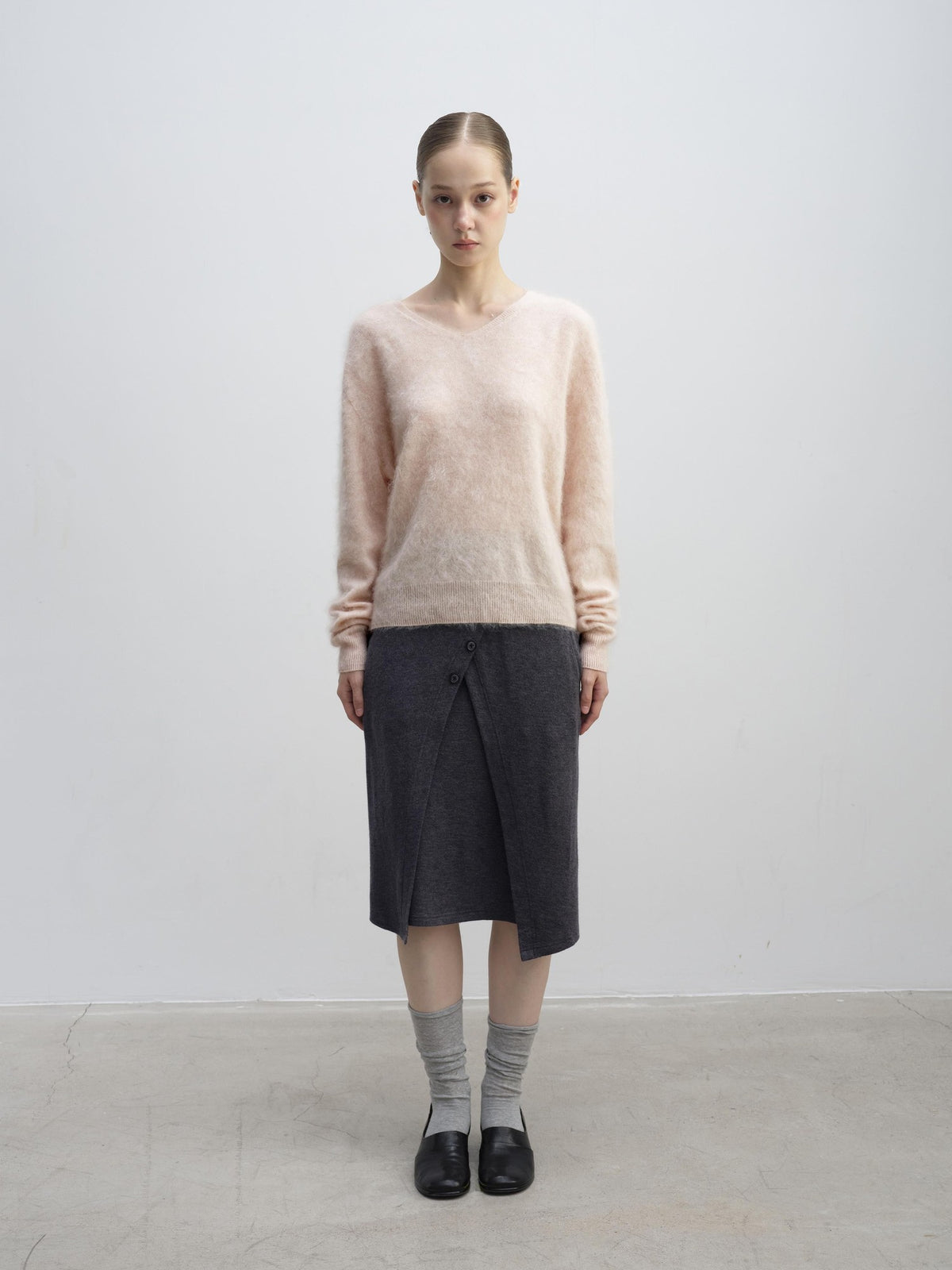DKZ OFFICIAL Soft Wool Blend V-neck Long Sleeve Knit Women&