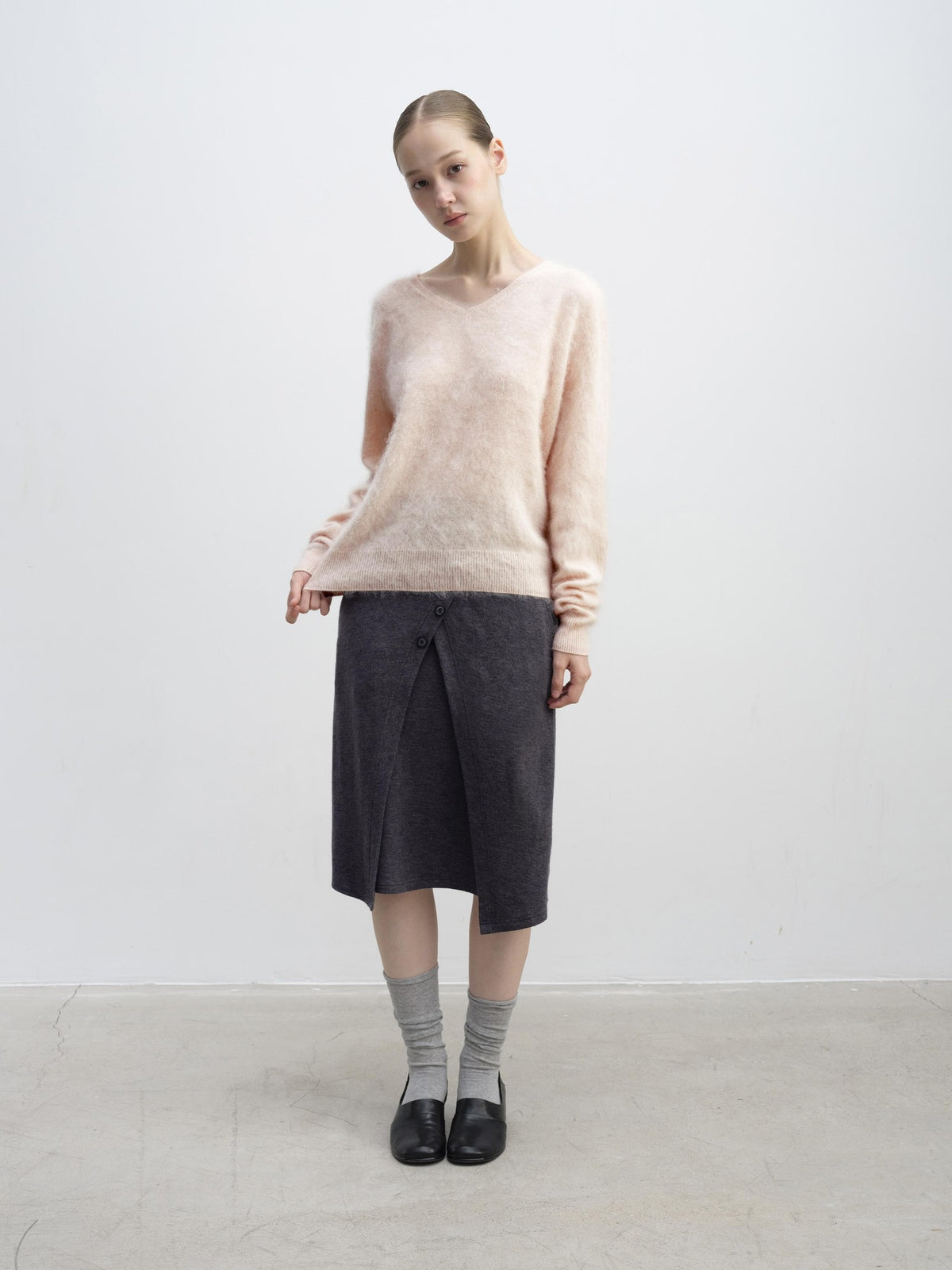 DKZ OFFICIAL Soft Wool Blend V-neck Long Sleeve Knit Women&