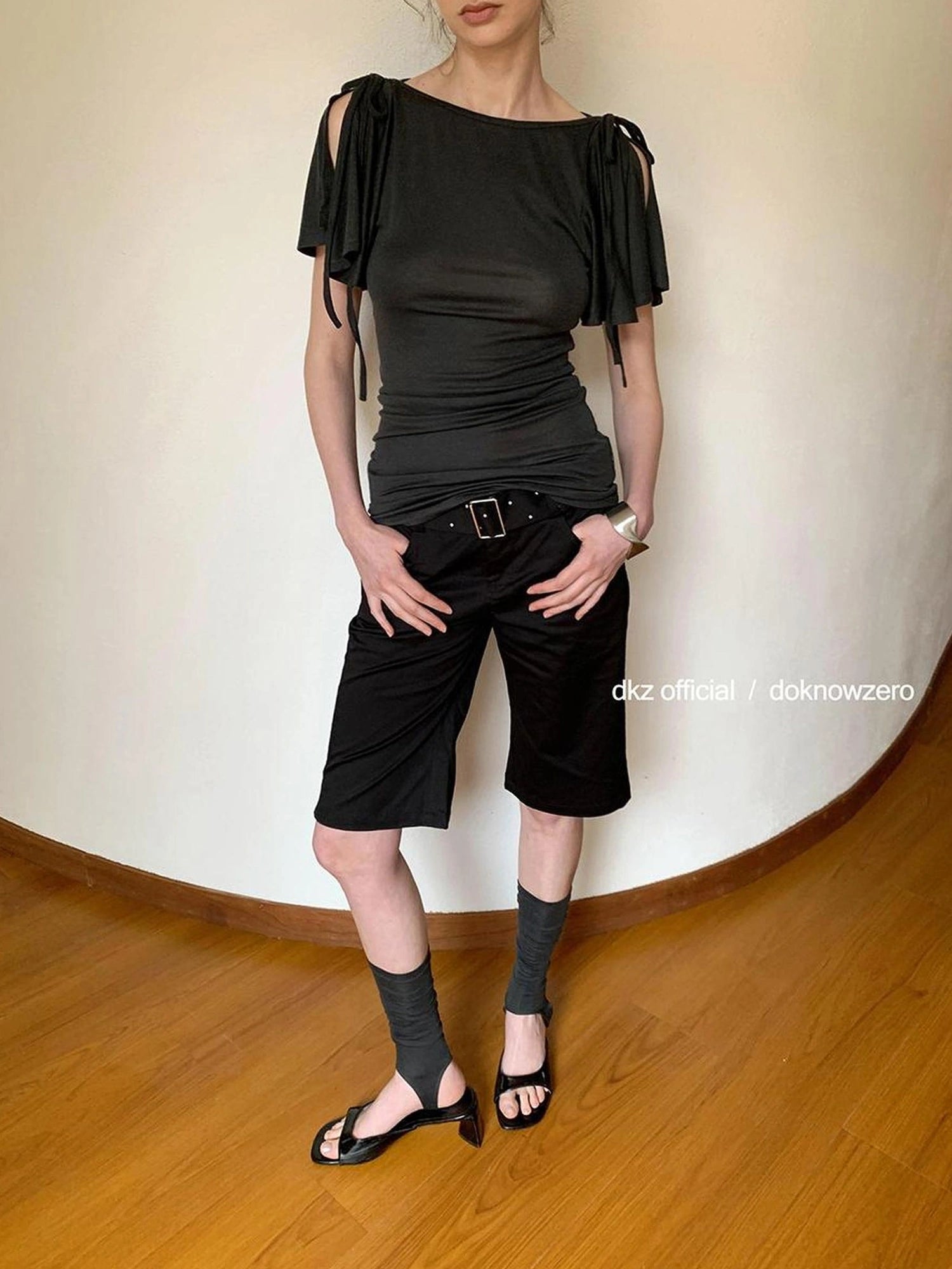 DKZ OFFICIAL Split Ballet Sleeve Boat Neck T-shirt