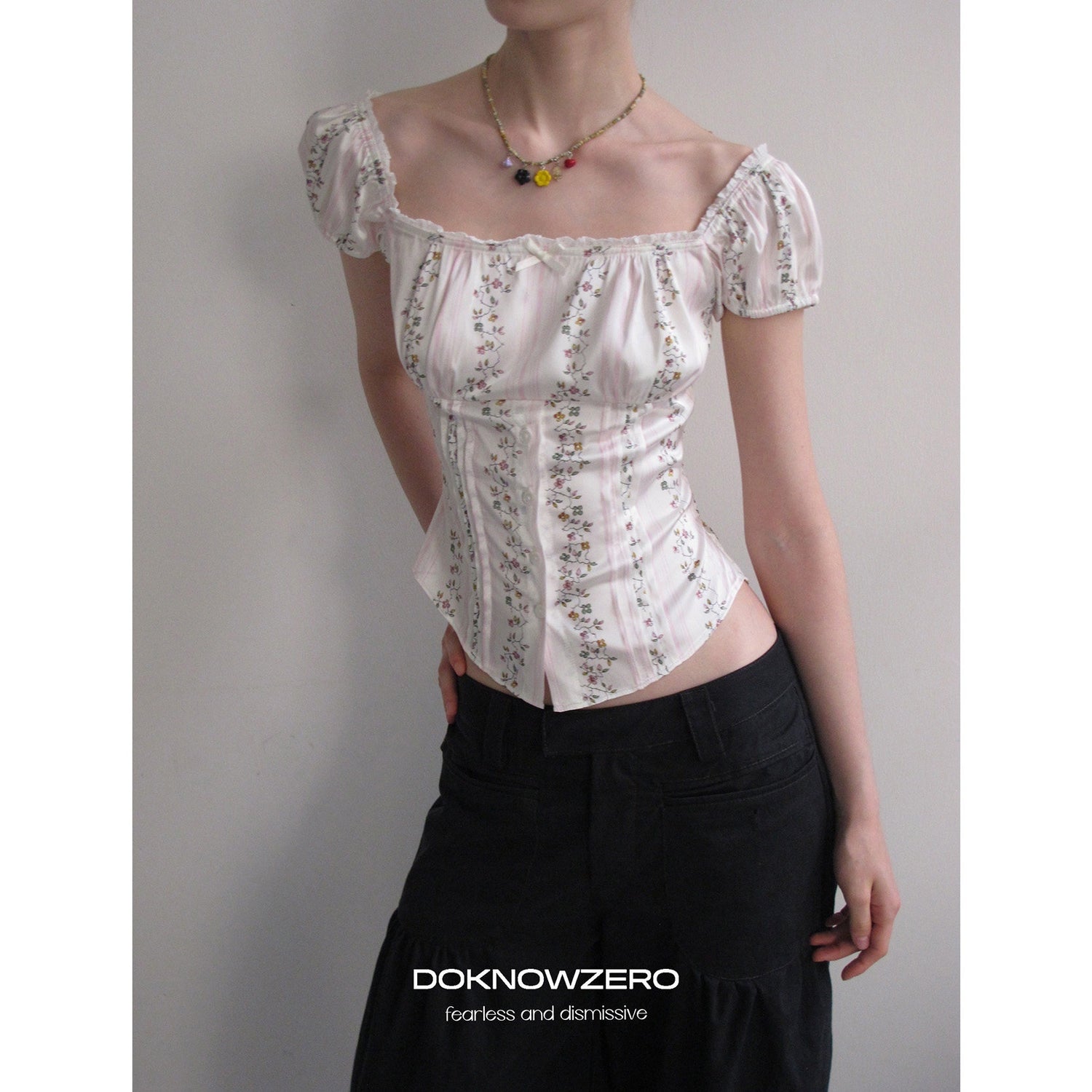 DKZ_OFFICIAL_Square_Neck_Printed_Slim_Fit_Puff_Sleeve_Women&