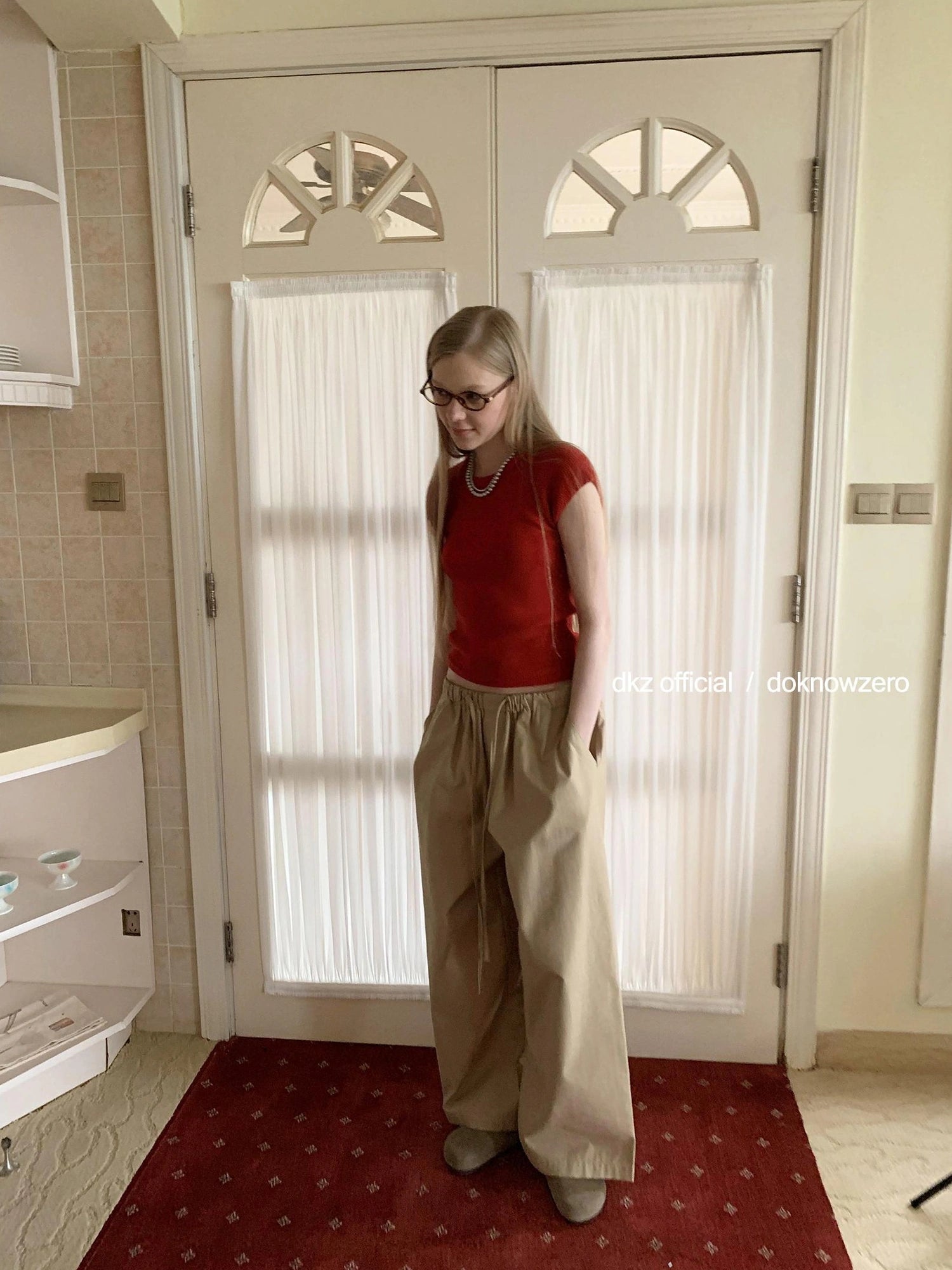 DKZ OFFICIAL Straight Leg Pants With Drawstring Waist