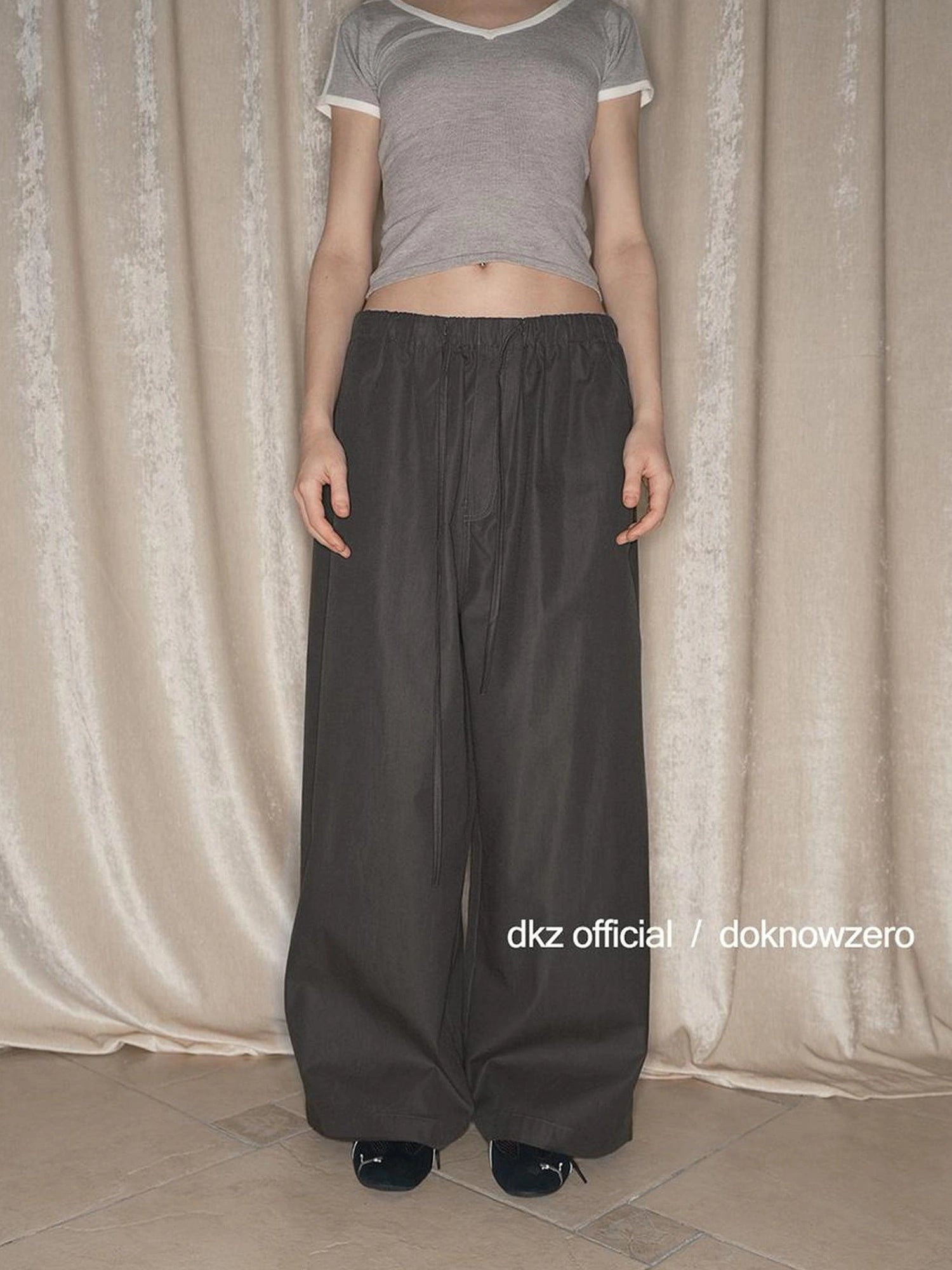 DKZ OFFICIAL Straight Leg Pants With Drawstring Waist