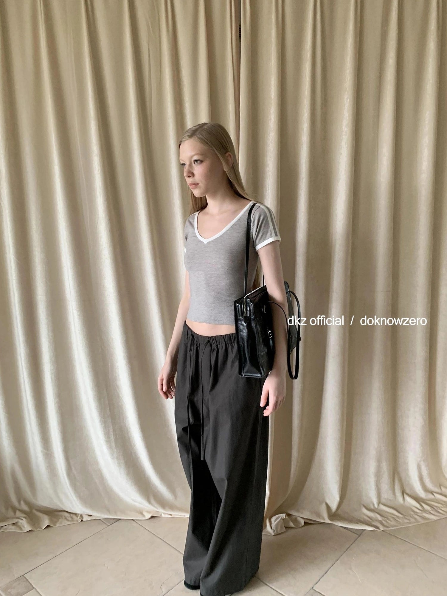 DKZ OFFICIAL Straight Leg Pants With Drawstring Waist