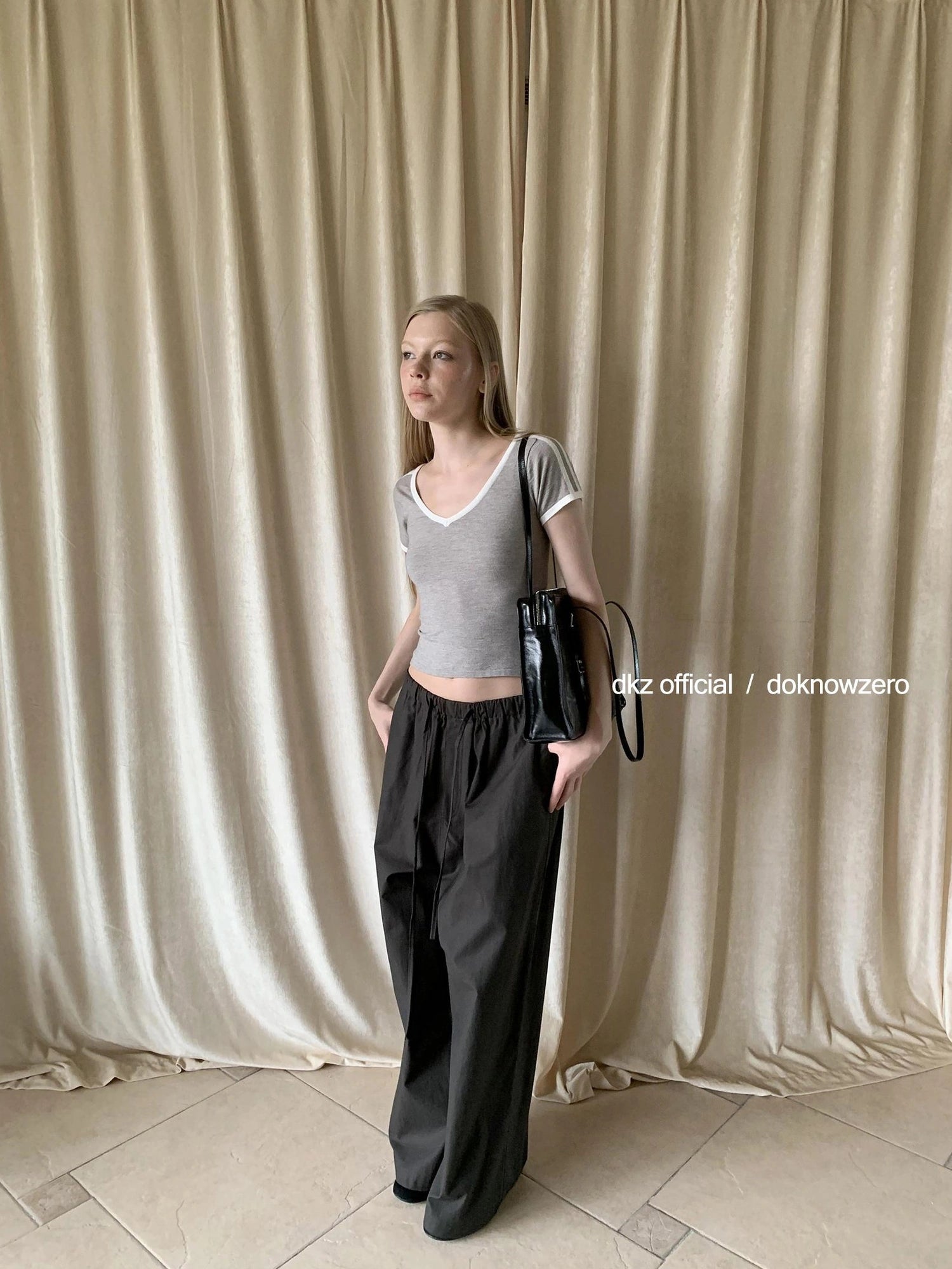 DKZ OFFICIAL Straight Leg Pants With Drawstring Waist