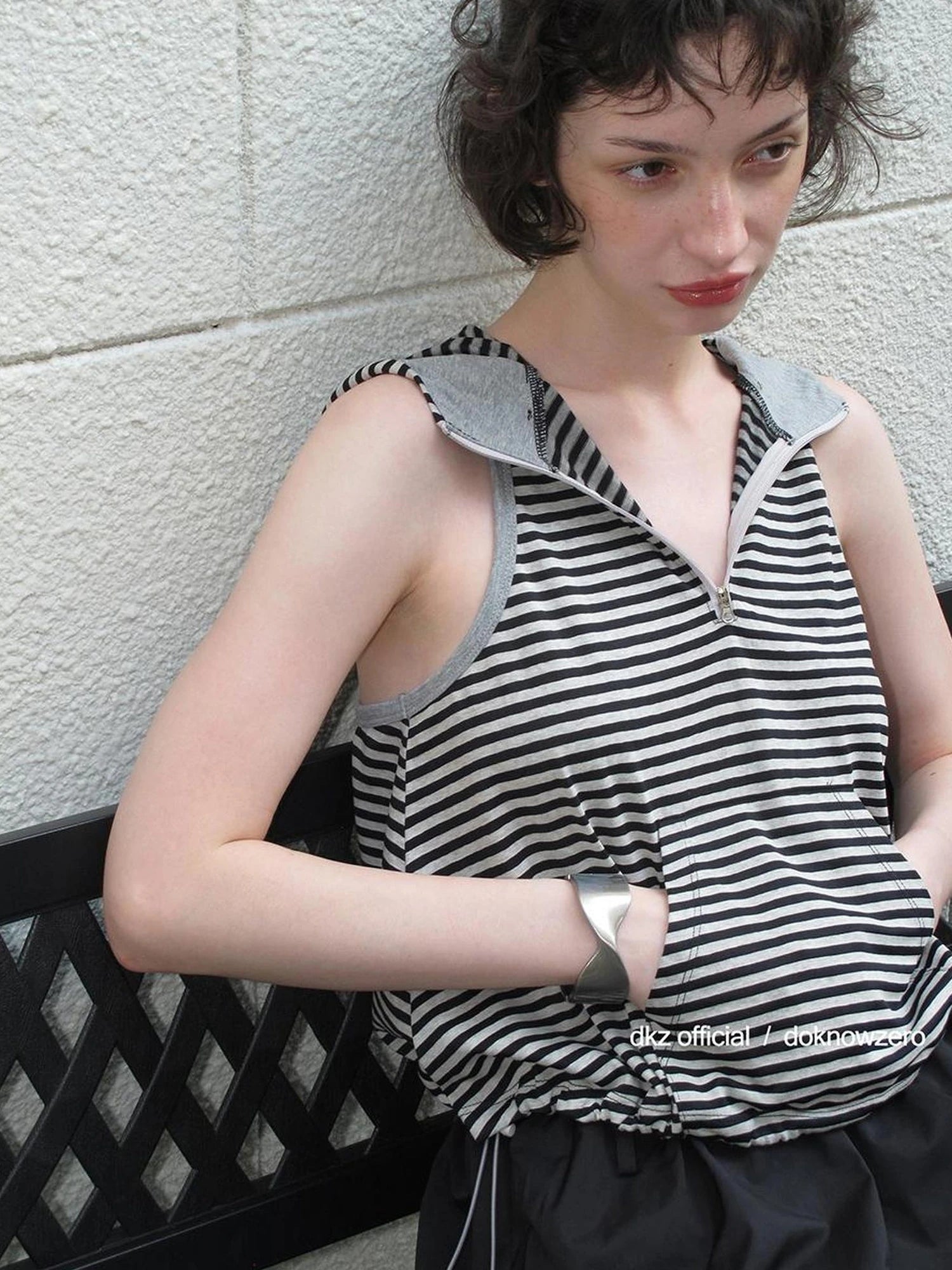 DKZ OFFICIAL Striped Adjustable Hem Hooded Vest Top For Women