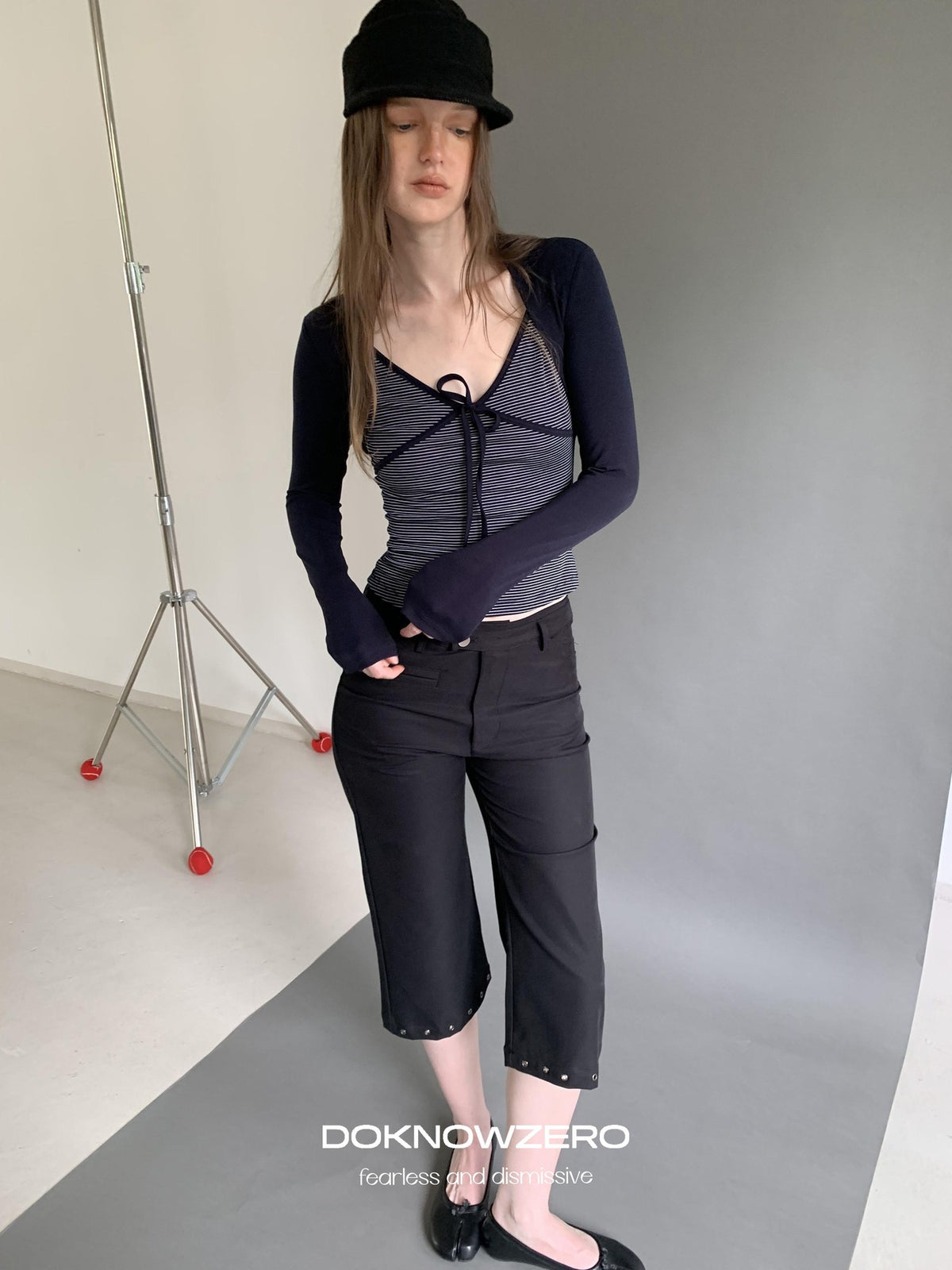 DKZ OFFICIAL Striped Layered Tie Slim V-neck Women&