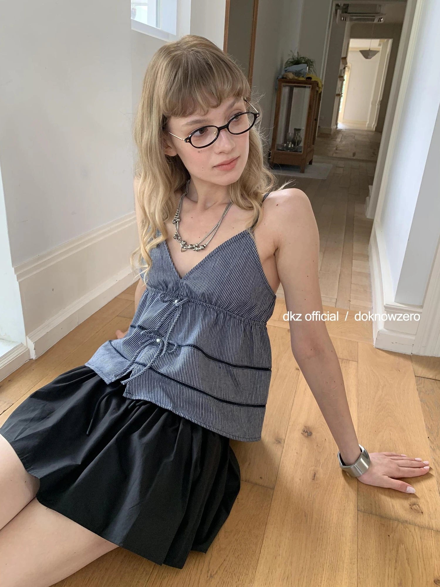 DKZ OFFICIAL Striped V-Neck Bow Tie Camisole Top