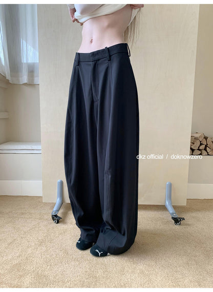 DKZ_OFFICIAL_Structured_Relaxed_Straight_Women&