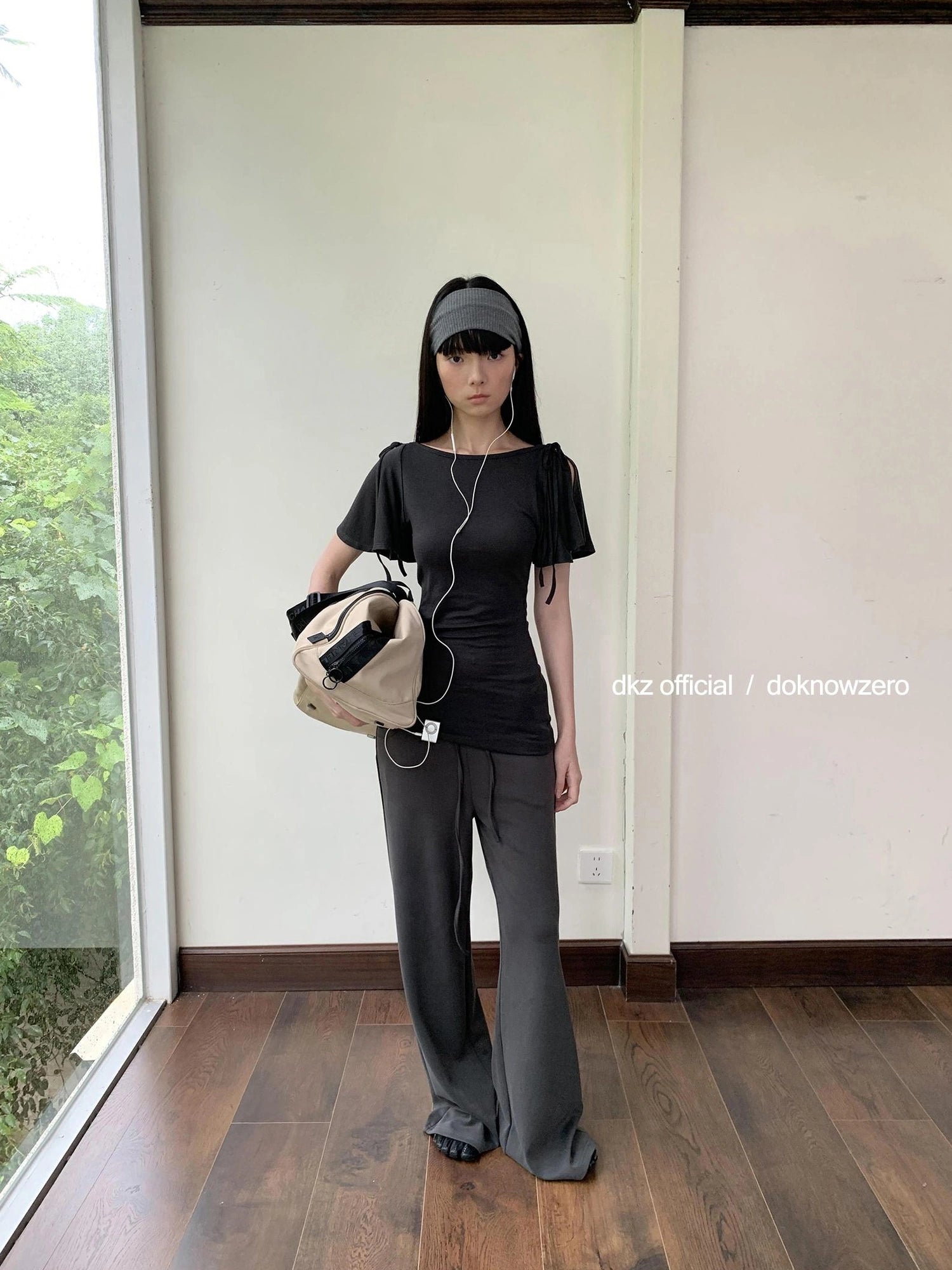 DKZ OFFICIAL Summer Knit Grey Trousers With Drawstring Waist