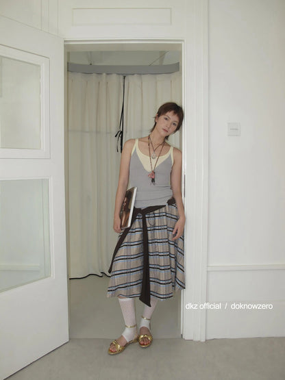 DKZ OFFICIAL Summer Knit Sleeveless Top With Contrast Trim