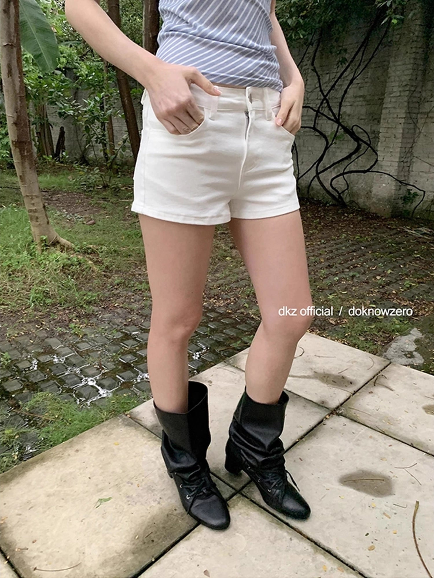 DKZ_OFFICIAL_Summer_Slim_Fit_White_Mid_Rise_Shorts_MISSTT
