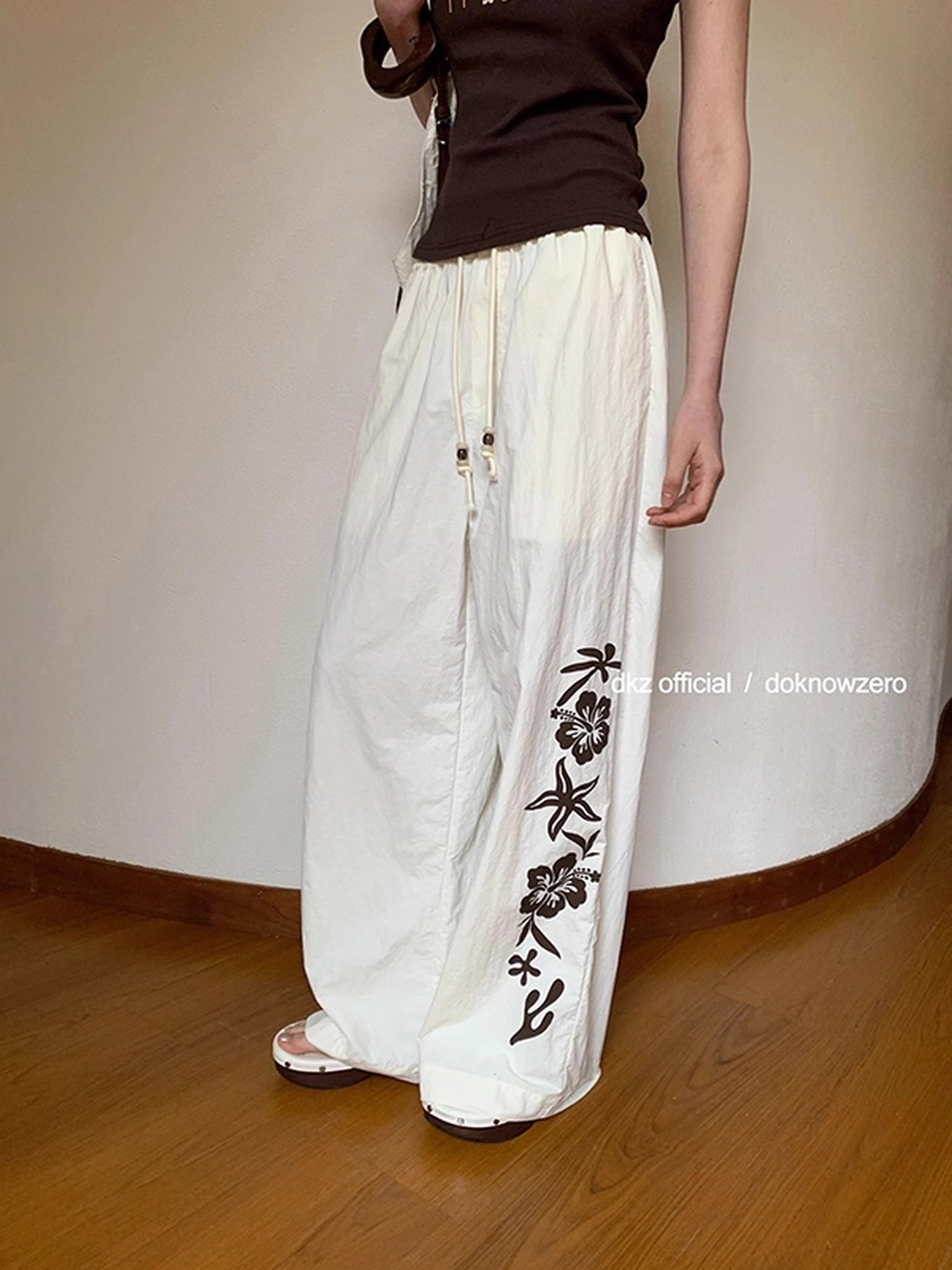 DKZ_OFFICIAL_Summer_Vacation_Print_Drawstring_Trousers_MISSTT