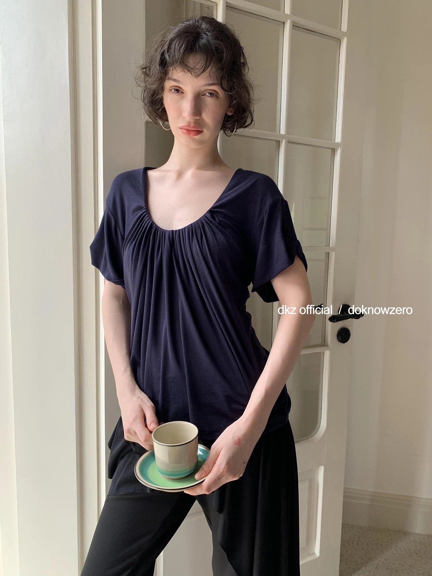 DKZ OFFICIAL Tencel Wool U Neck Pleated T-shirt