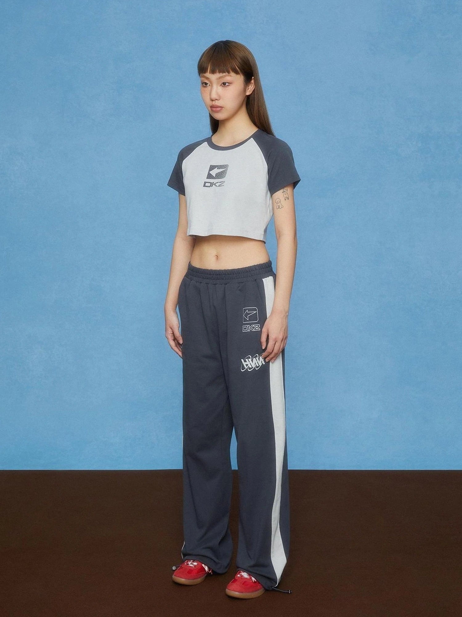 DKZ OFFICIAL Two Tone Cuffed Drawstring Wide Leg Sweatpants