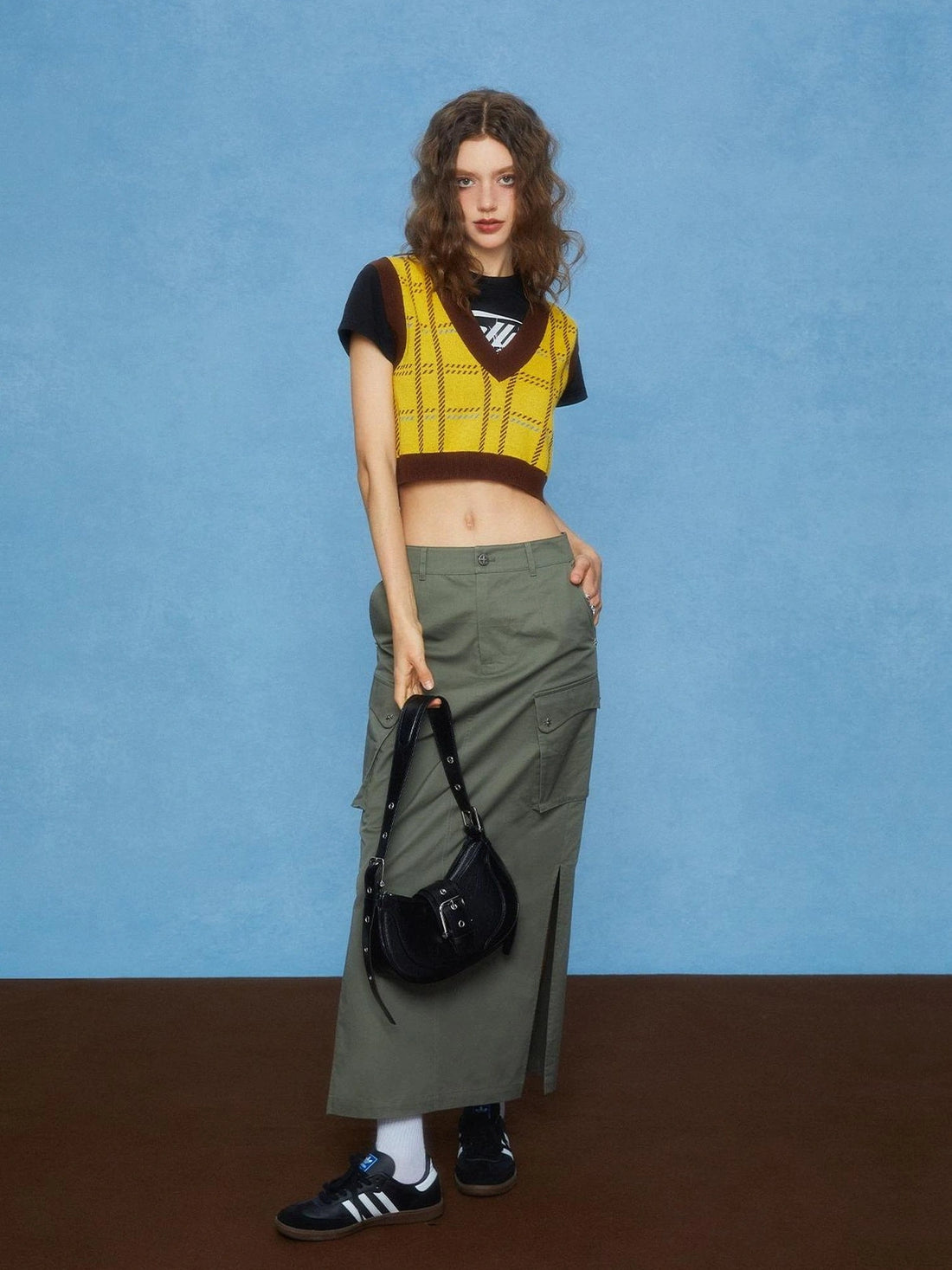 DKZ OFFICIAL V-Neck Checkered Cropped Tank Top