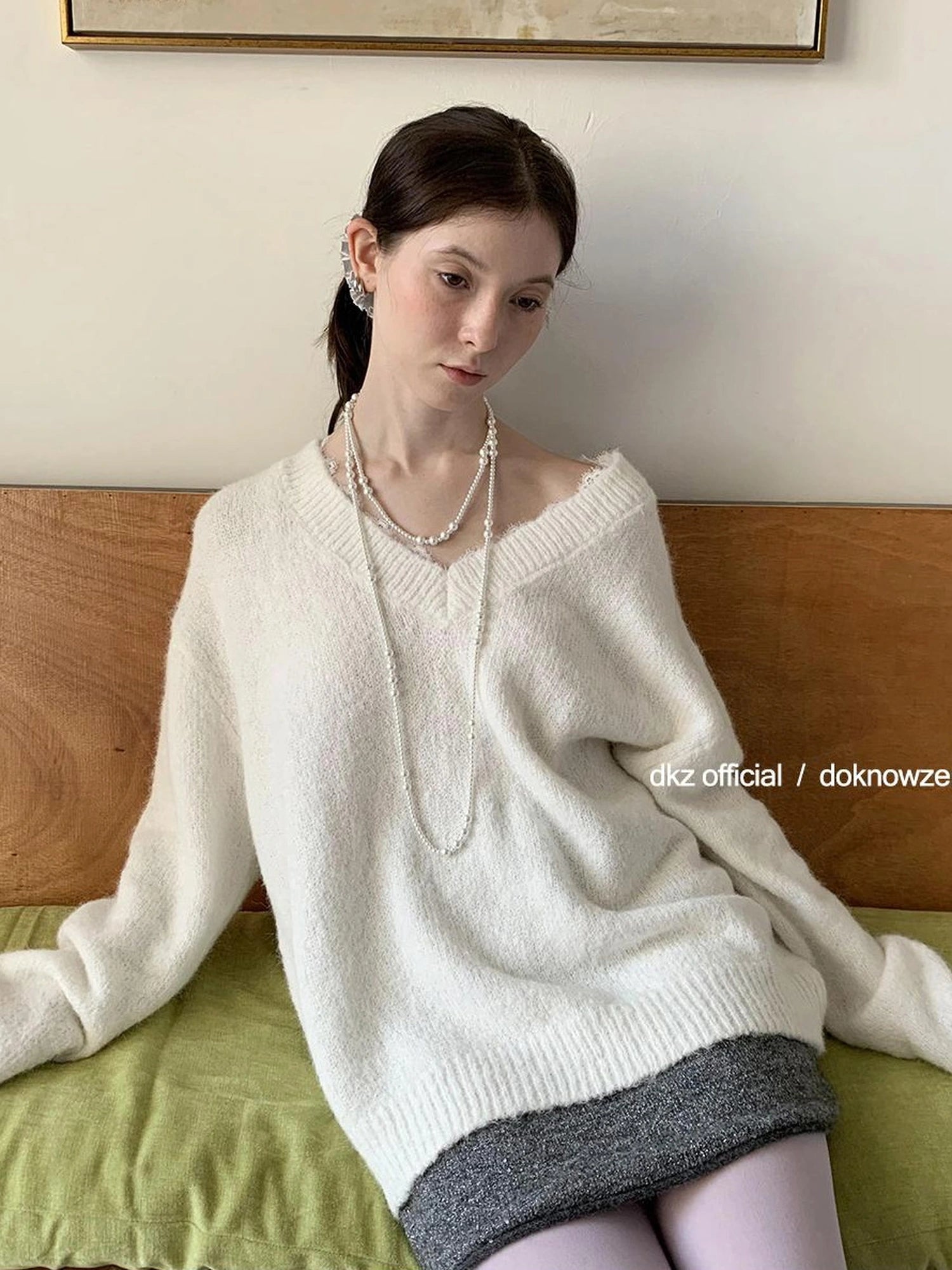 DKZ OFFICIAL V-Neck Lace Trim Knit Sweater Women&