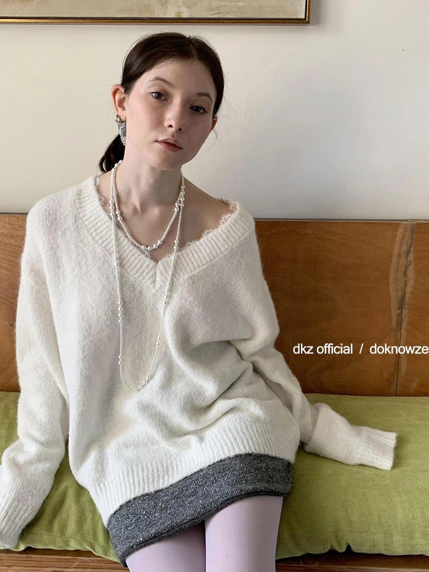 DKZ OFFICIAL V-Neck Lace Trim Knit Sweater Women&