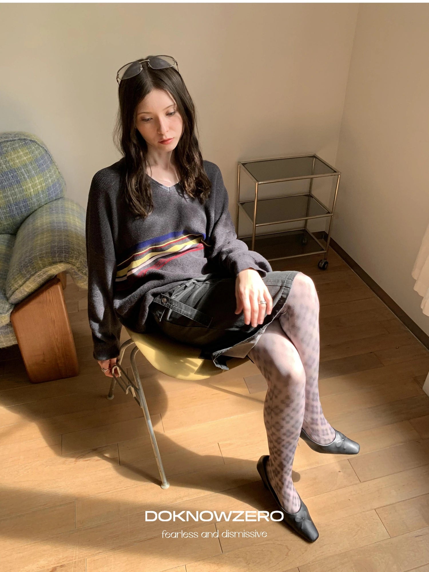 DKZ OFFICIAL V-Neck Sweater With Color Block Stripes