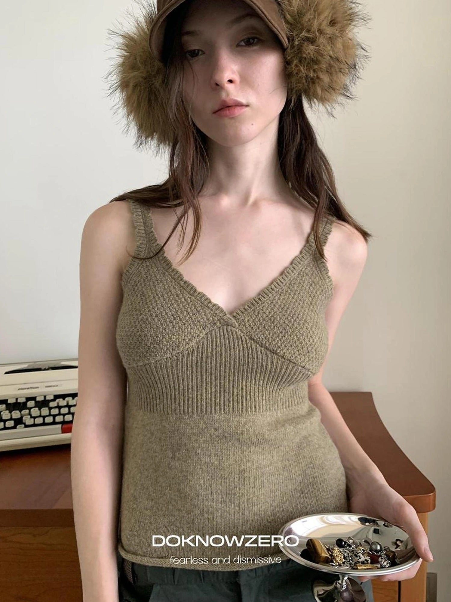 DKZ OFFICIAL V-Neck Wool Blend Layering Vest