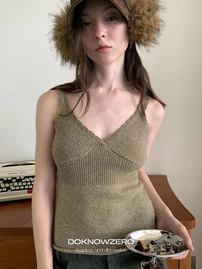 DKZ OFFICIAL V-Neck Wool Blend Layering Vest