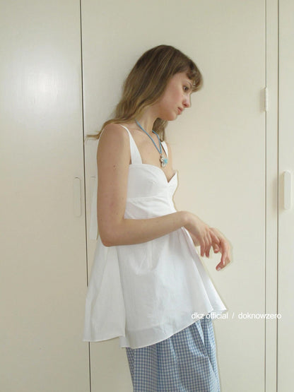 DKZ OFFICIAL V-neck Camisole Floral Bud Top