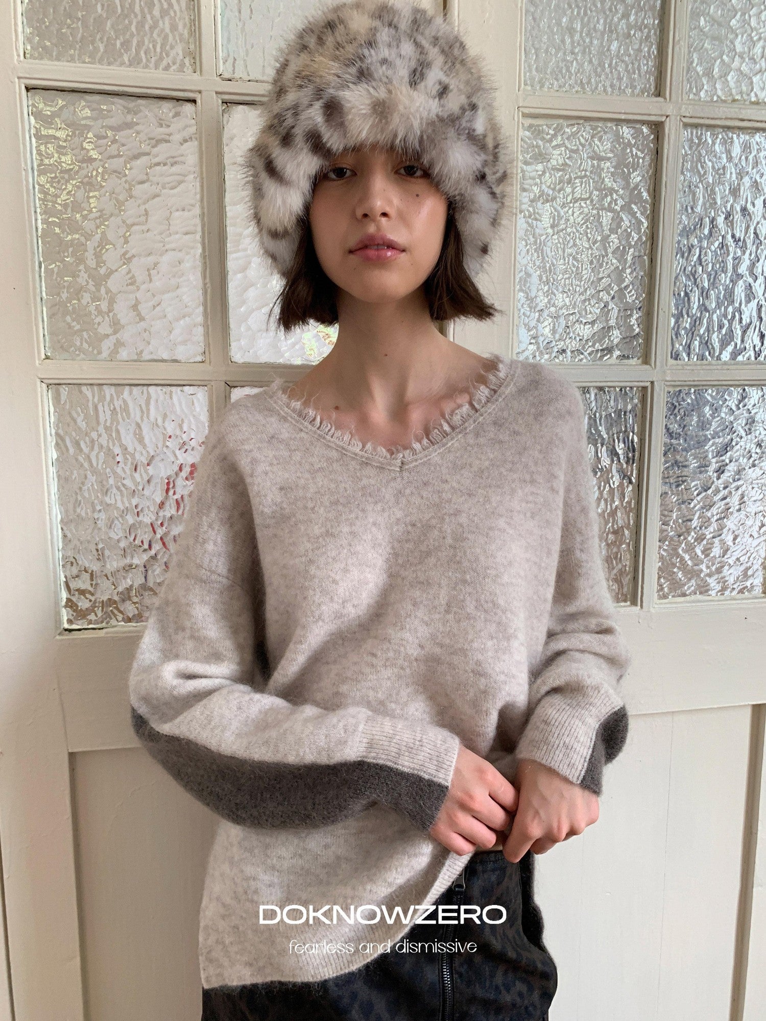 DKZ OFFICIAL V-neck Colorblock Relaxed Fit Women&