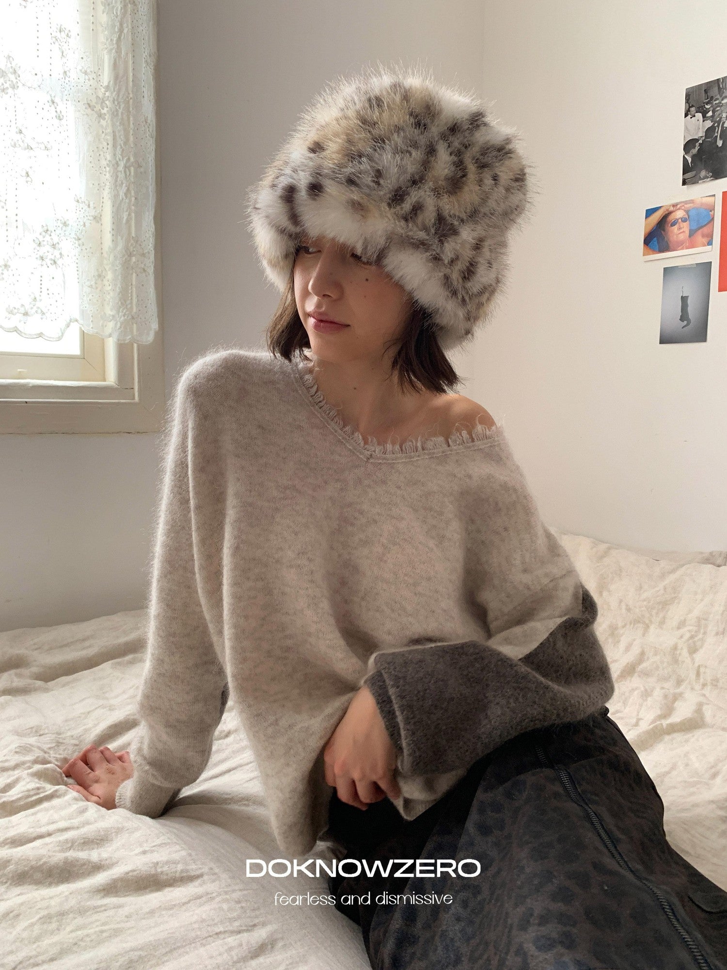 DKZ OFFICIAL V-neck Colorblock Relaxed Fit Women&