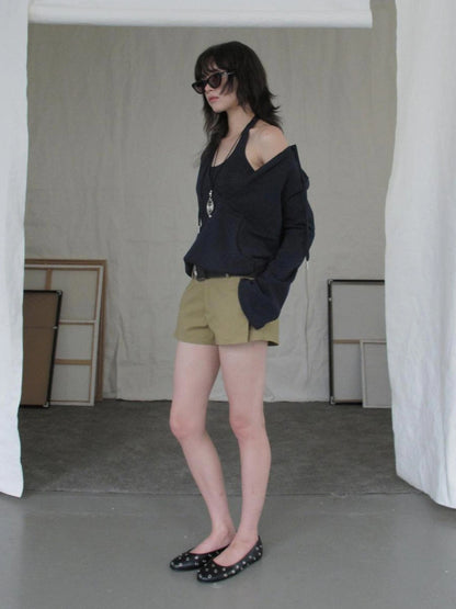 DKZ OFFICIAL V-neck Layered Sweatshirt With Attached Necklace