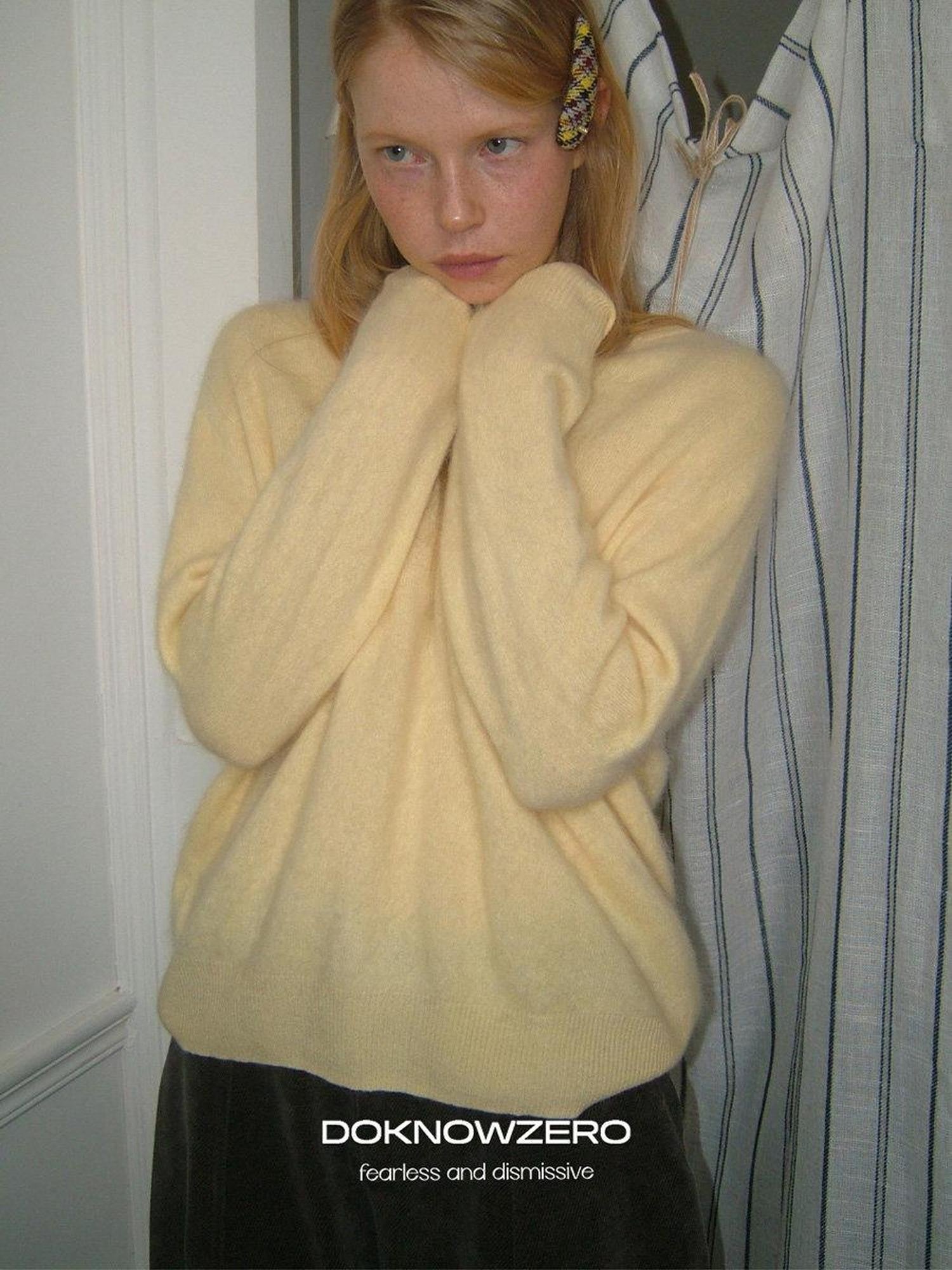 DKZ OFFICIAL V-neck Oversized Solid Pullover Women&