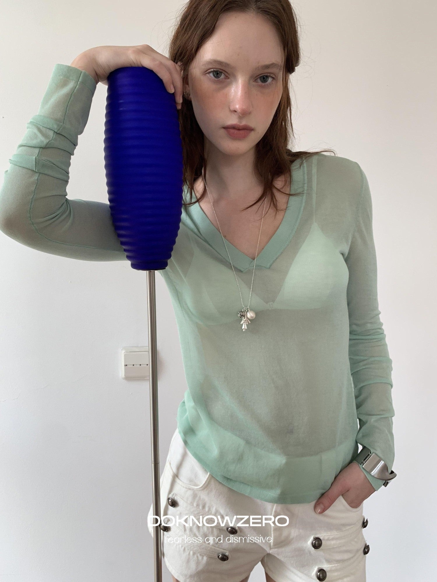 DKZ OFFICIAL V-neck Uv Protection Soft Lightweight Casual Women&