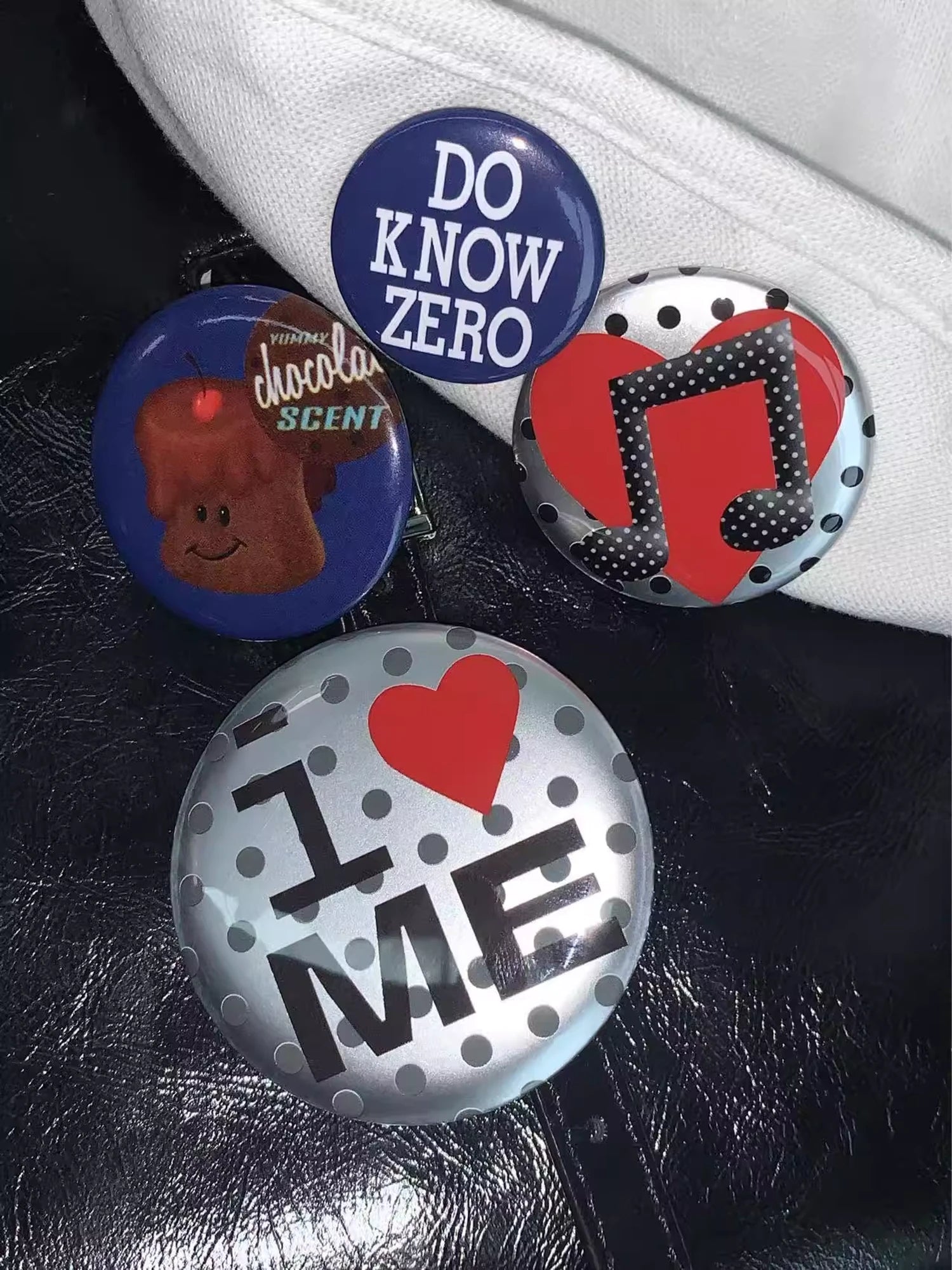 DKZ_OFFICIAL_Vintage_Badge_Set_Retro_Slogan_Pin_Collection_MISSTT