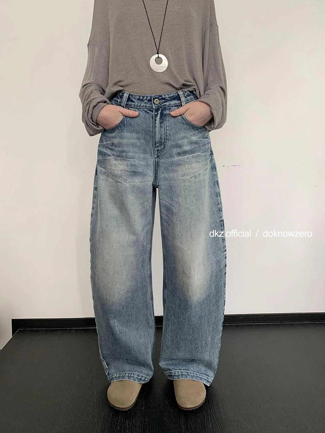 DKZ OFFICIAL Vintage Blue Washed Wide Leg Curved Hem Jeans