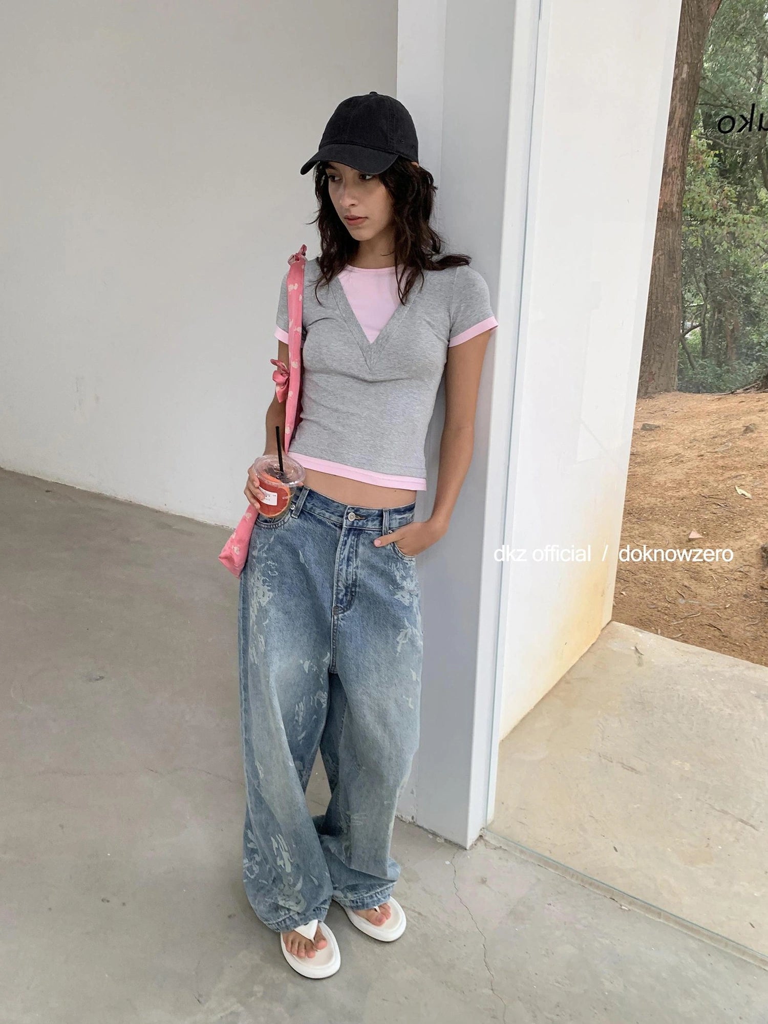DKZ OFFICIAL Vintage Blue Wide Leg Denim Pants With Artisan Print