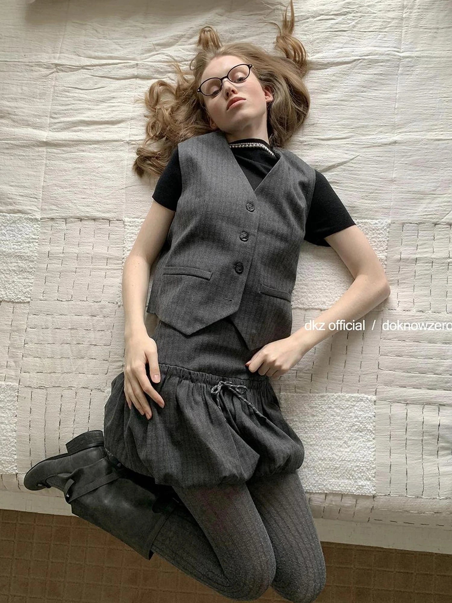 DKZ OFFICIAL Vintage Checkered Slim Vest Flared Skirt Set