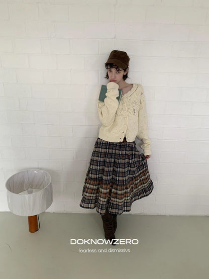 DKZ OFFICIAL Vintage Crochet Knit Cardigan In Apricot