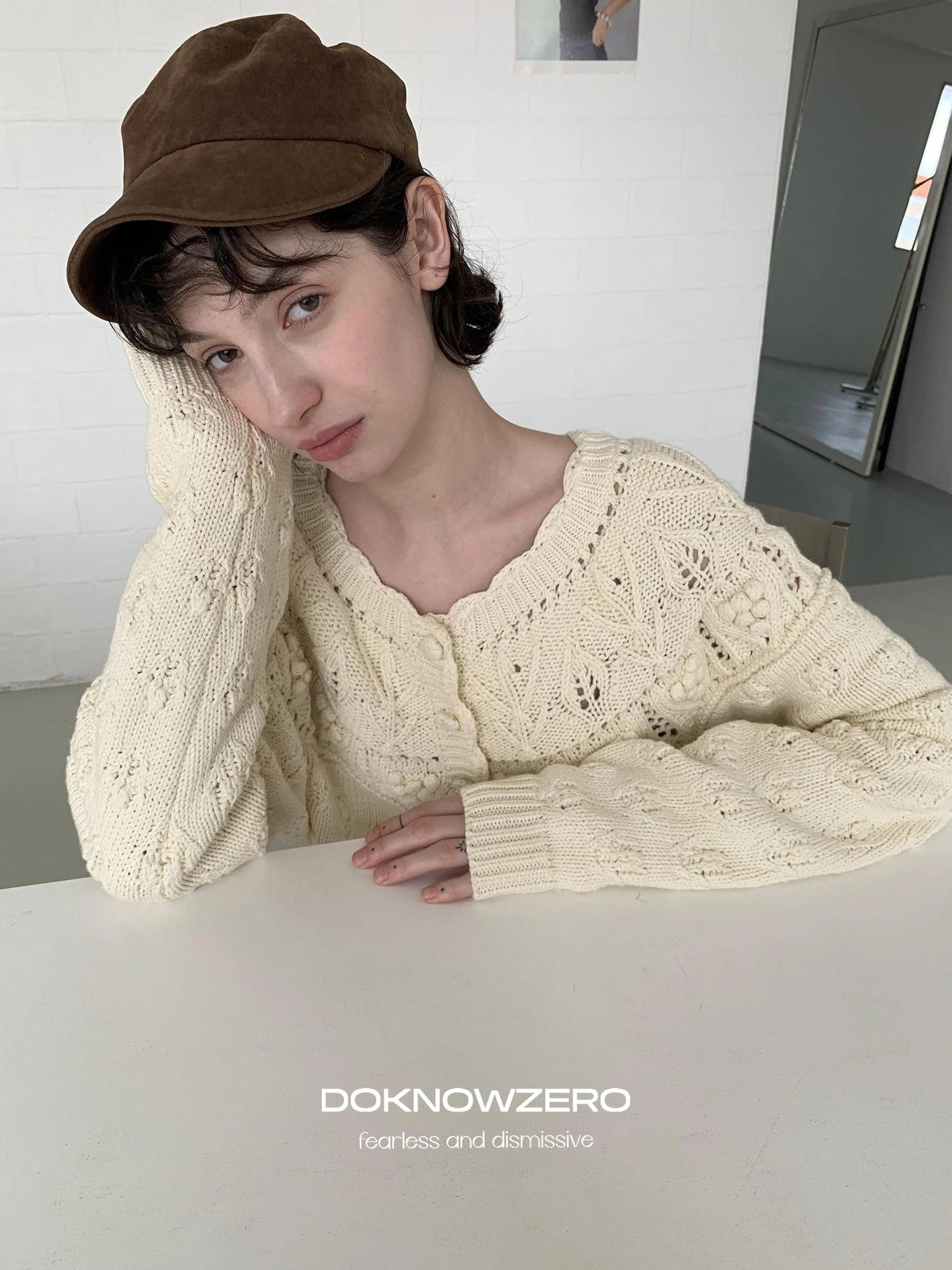 DKZ OFFICIAL Vintage Crochet Knit Cardigan In Apricot