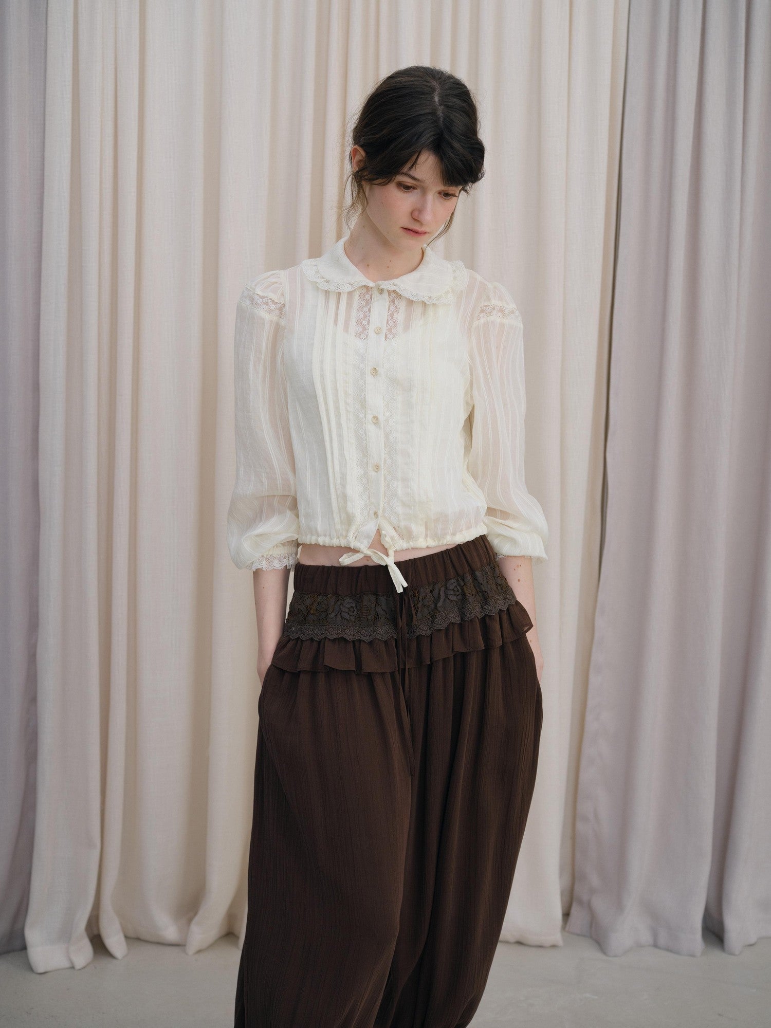 DKZ OFFICIAL Vintage Doll Collar Lace Splice Long Sleeve Women&
