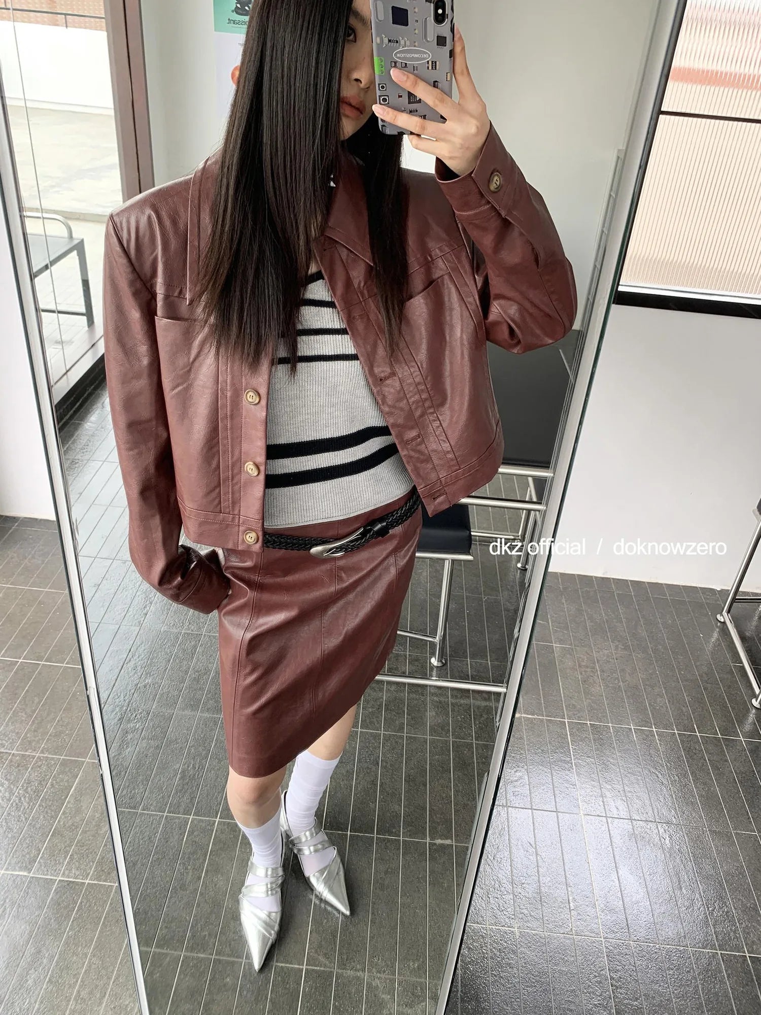 DKZ OFFICIAL Vintage Fitted Pu Leather Jacket