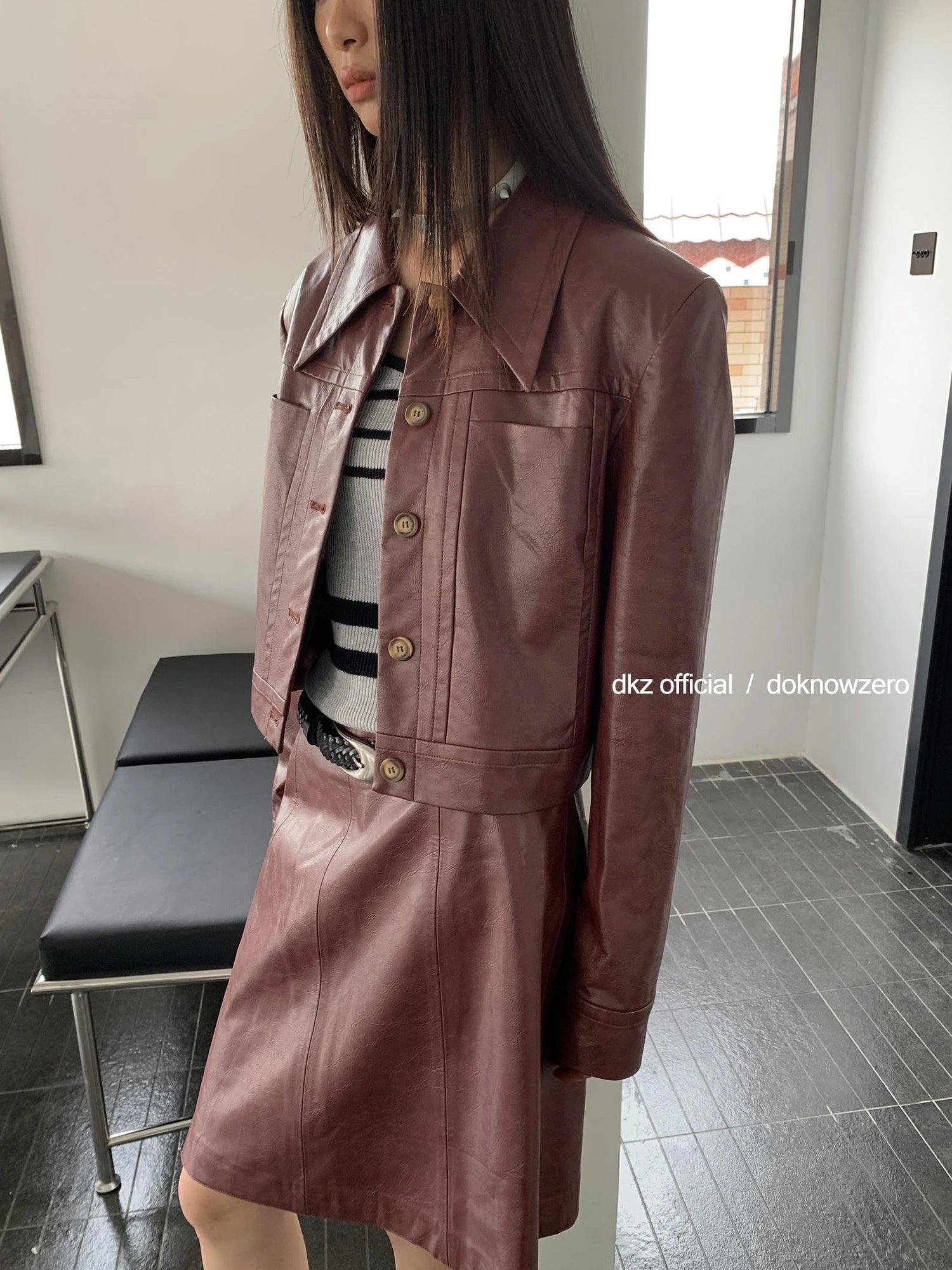 DKZ OFFICIAL Vintage PU Leather Midi Skirt With Distressed Finish