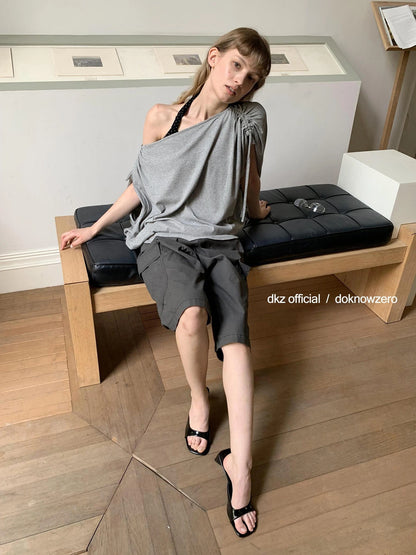 DKZ OFFICIAL Vintage Pleated Gray Cargo Mid Length Shorts