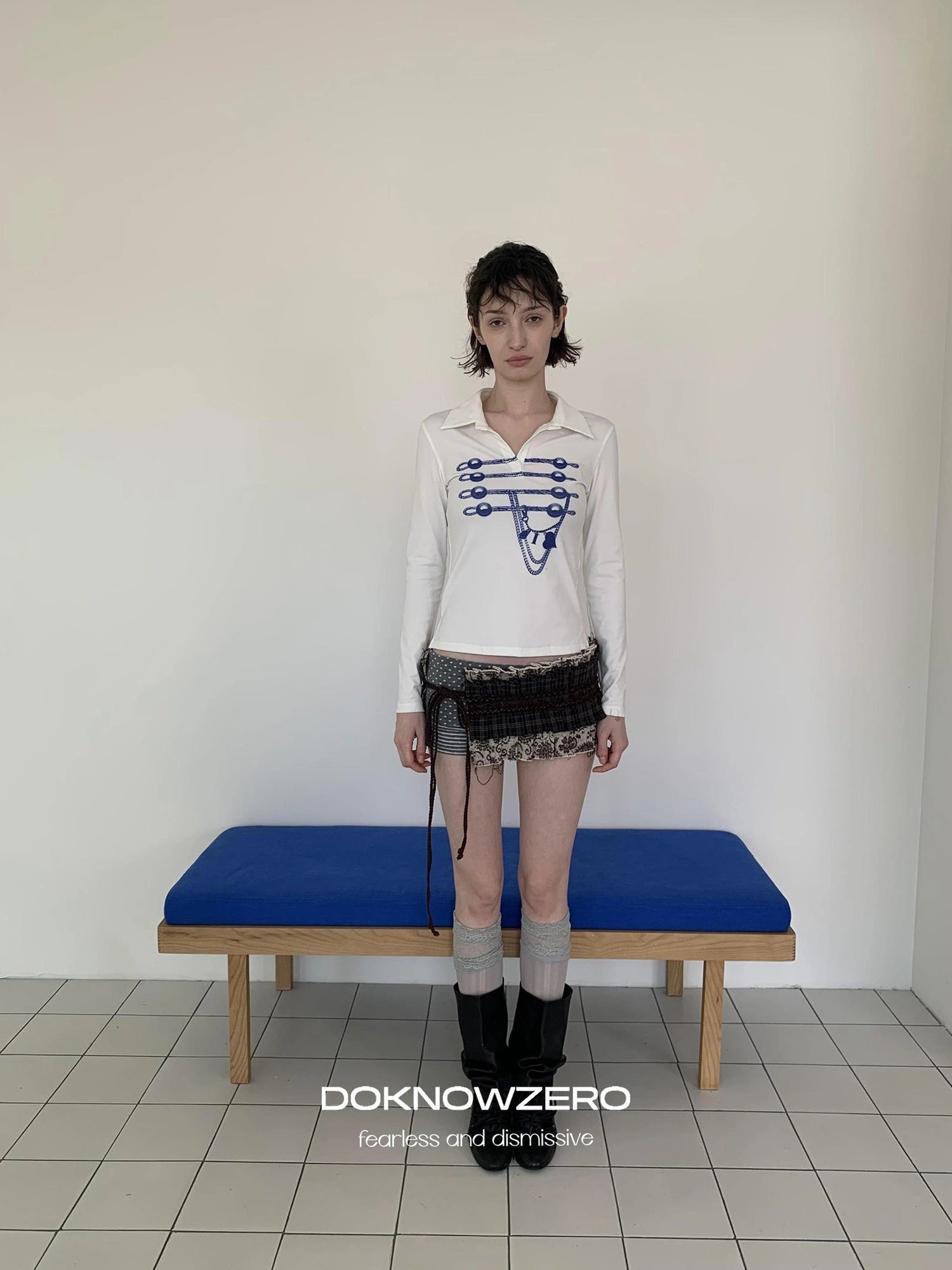 DKZ OFFICIAL Vintage Print Sailor Collar Long Sleeve Tee