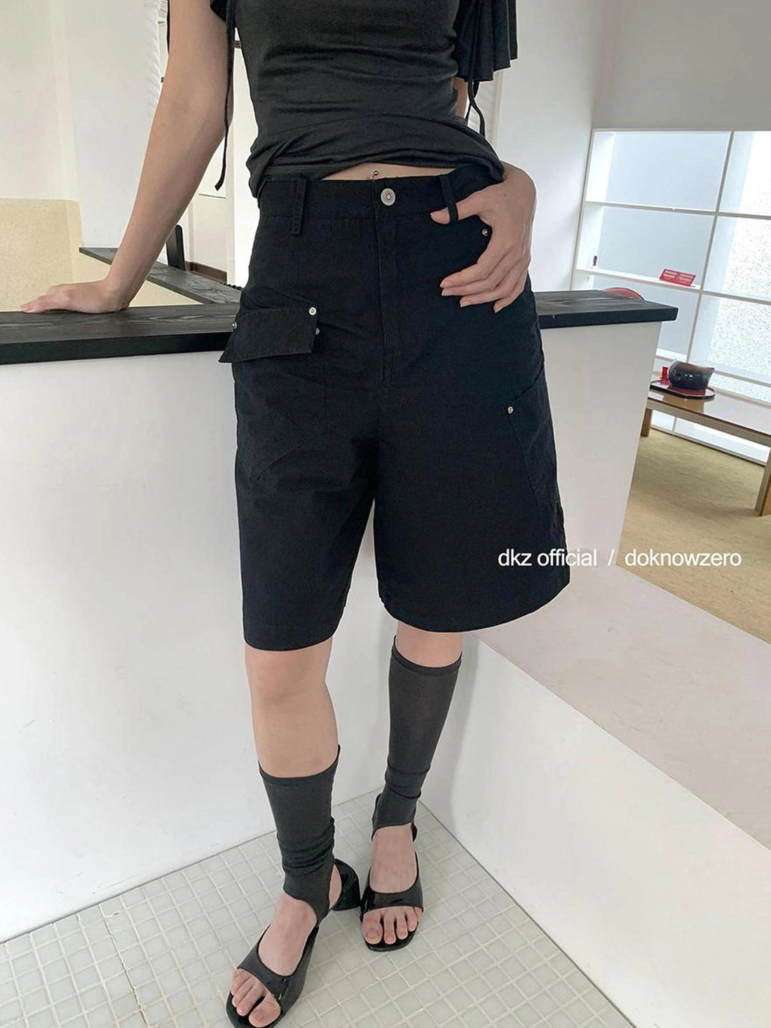 DKZ OFFICIAL Vintage Sandwashed Cargo Shorts with Rivets