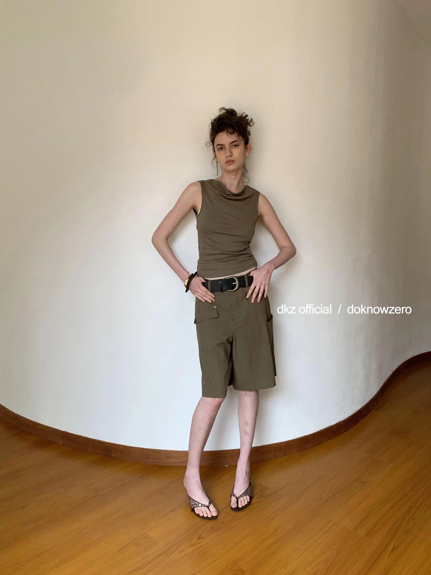 DKZ OFFICIAL Vintage Sandwashed Cargo Shorts with Rivets