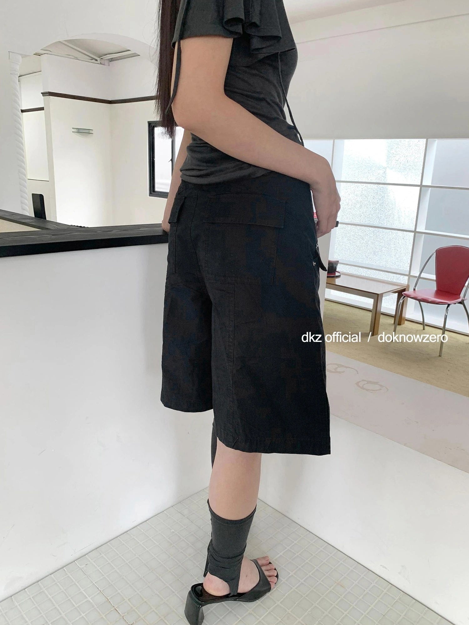 DKZ OFFICIAL Vintage Sandwashed Cargo Shorts with Rivets